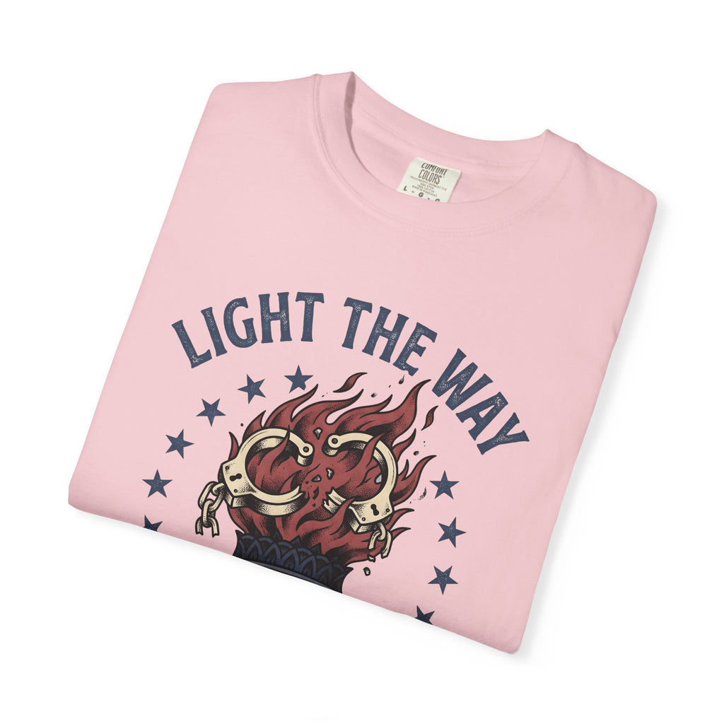 Freedom Torch Shirt America Liberty Gift Women Retro Tee Torchlight T-Shirt American Fan Vintage Tshirt Freedom Graphic Sketch Open Chains
