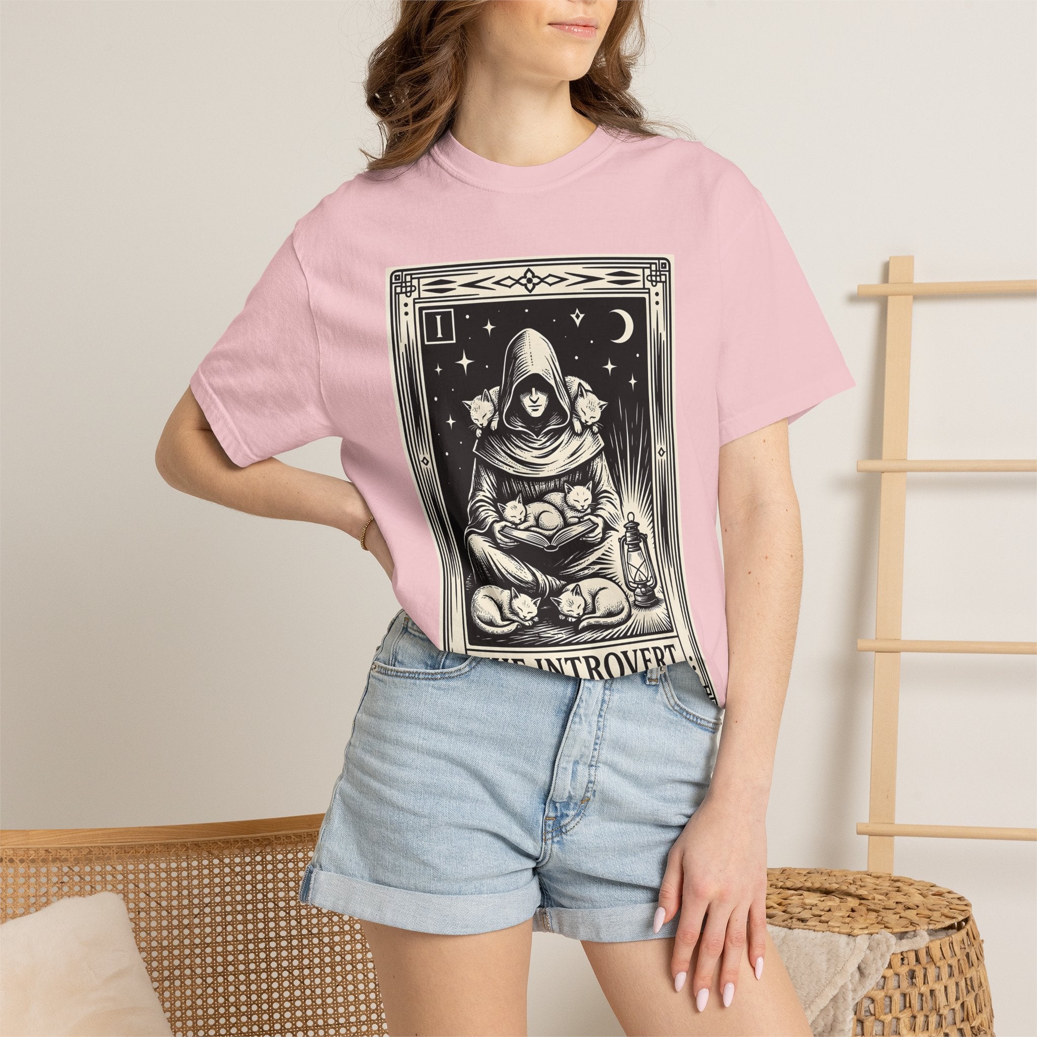 Hooded Character Cats Shirt Cat Quiet Gift Women Divination Tee Kitty Cat T-Shirt Cat Fan Occult Tshirt Silent Graphic Antique Lamp Tshirt