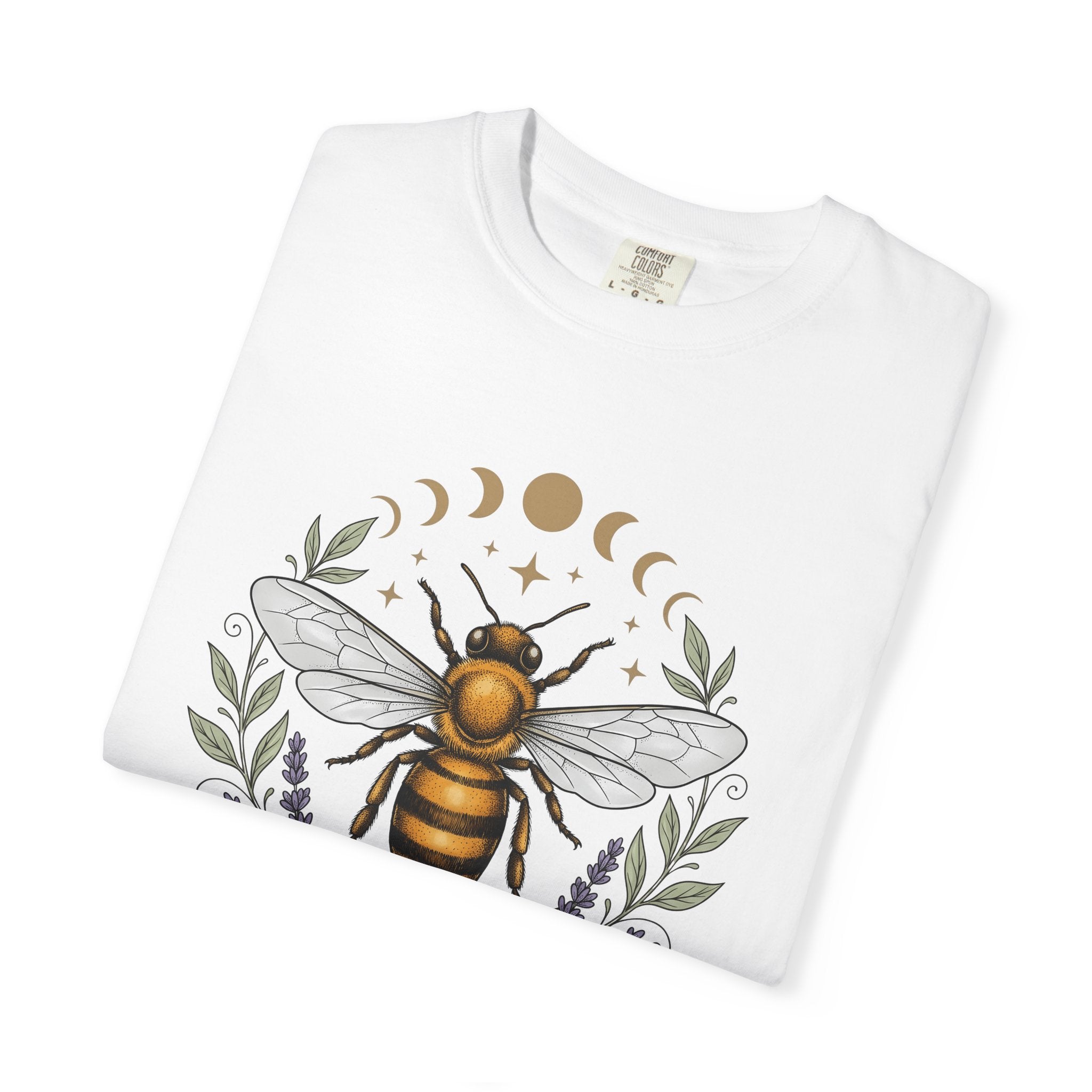 Bee Drawing Shirt Cottagecore Wildlife Gift Women Tribal Tee Honeybee T-Shirt Homesteader Fan Primitive Tshirt Wildlife Graphic Hand Drawn