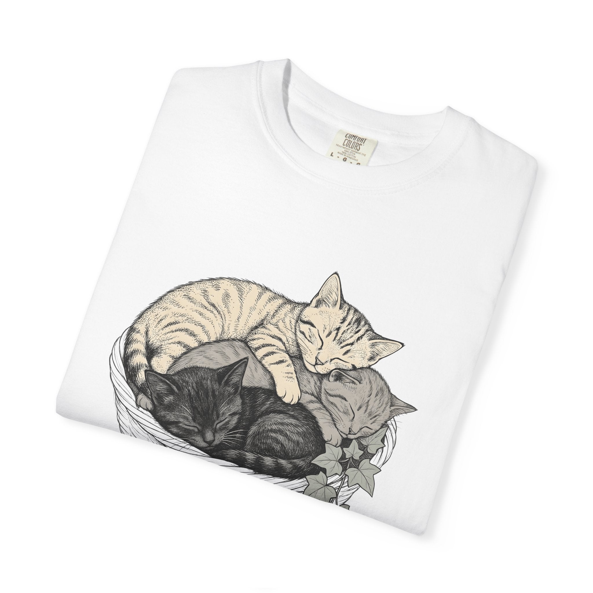 Napping Cats Shirt Cat Wildlife Gift Women Line Art Tee Kittens T-Shirt Cat Fan Feline Tshirt Wildlife Graphic Cartoon Climbing Leaves