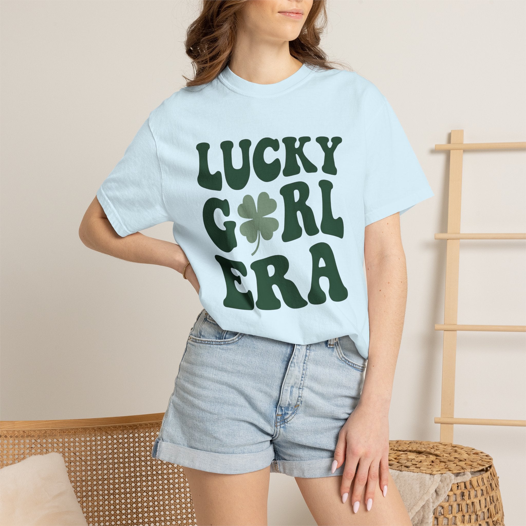 Shamrock Image Shirt St Patrick's Day Festivity Gift Women 70s Tee Shamrock T-Shirt St Patricks Fan Retro Tshirt Celebration Graphic Antique