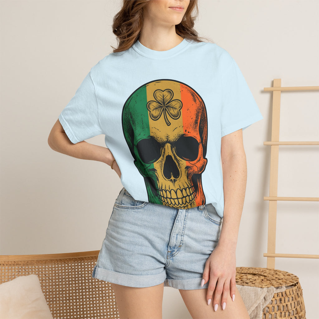 Skull Green Clover Shirt St Patrick's Day Emerald Gift Women Weathered Tee Sugar Skull T-Shirt Irish Fan Distressed Tshirt Emerald Graphic
