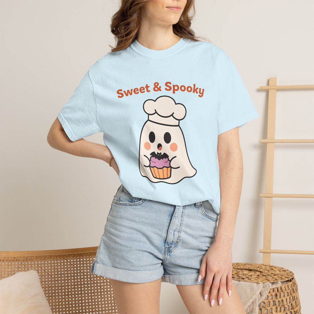 Spooky Baker Shirt Halloween Pastry Gift Women Cute Tee Baker T-Shirt Horror Fan Creepy Tshirt Bakery Graphic Comic Muffin Tshirt