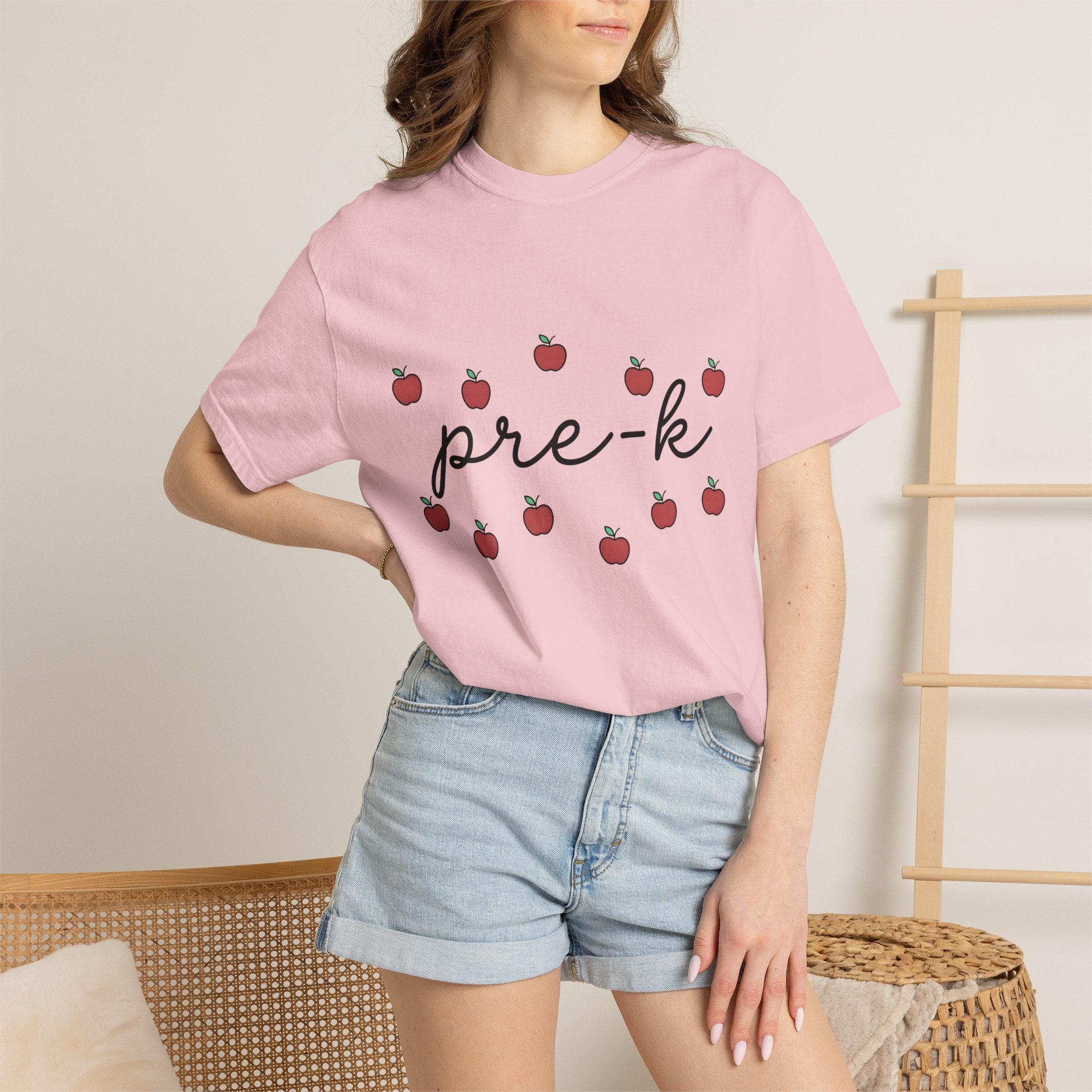 Apple Print Shirt Teacher Classroom Gift Women Cute Tee Fruit T-Shirt Educator Enthusiast Adorable Tshirt School Graphic Simple Sketch Fruit