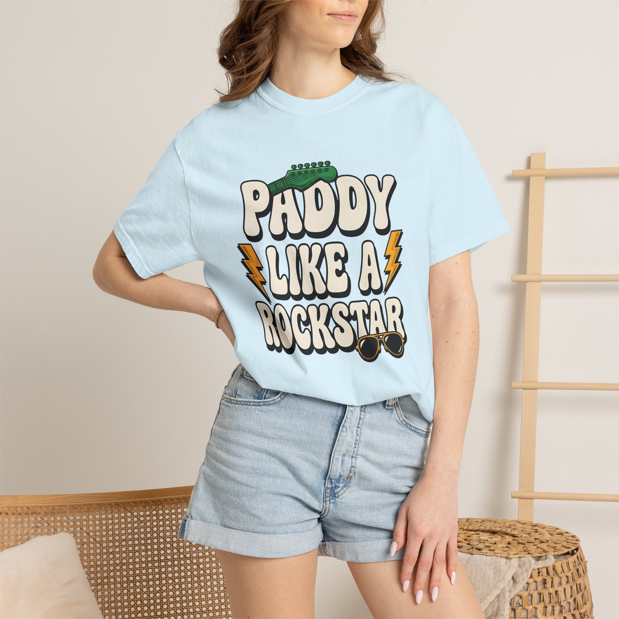 Electric Guitar Shirt St Patrick's Day Instrument Gift Women Retro Tee Guitar T-Shirt Shamrock Fan Vintage Tshirt Musical Instrument Graphic