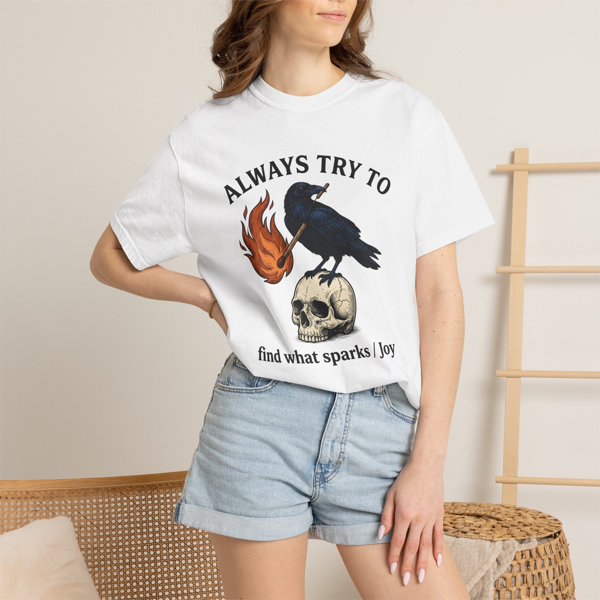 Raven Skull Shirt Funny Random Occult Gift Women Line Art Tee Crow Skull T-Shirt Meme Fan Dark Art Tshirt Mystical Graphic Hand Drawn Flame
