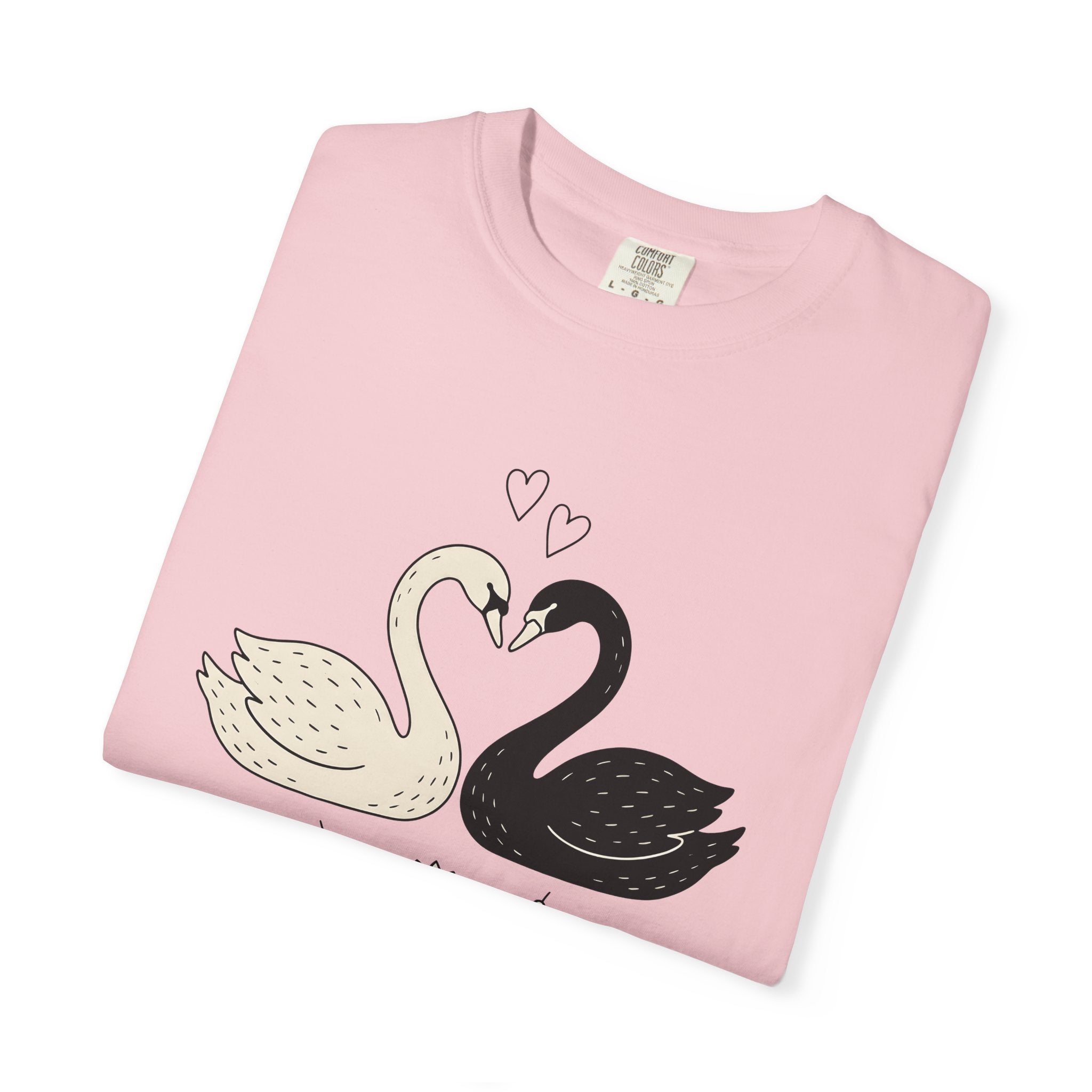 Swan Couple Shirt Animals & Flowers Romance Gift Women Doodle Tee Ducks T-Shirt Wildlife Fan Hand Drawn Tshirt Love Graphic Minimalist Lotus