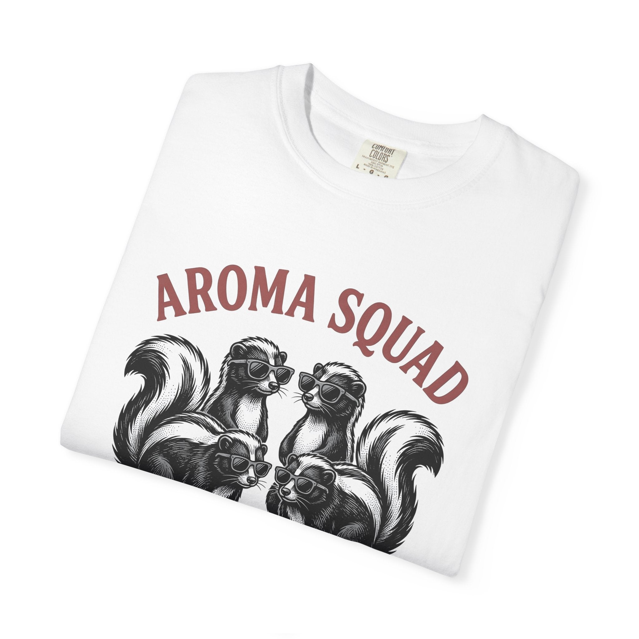 Skunk Squad Shirt Animals Satire Gift Women Antique Tee Skunk T-Shirt Creature Fan Vintage Tshirt Parody Graphic Line Art Glasses Tshirt