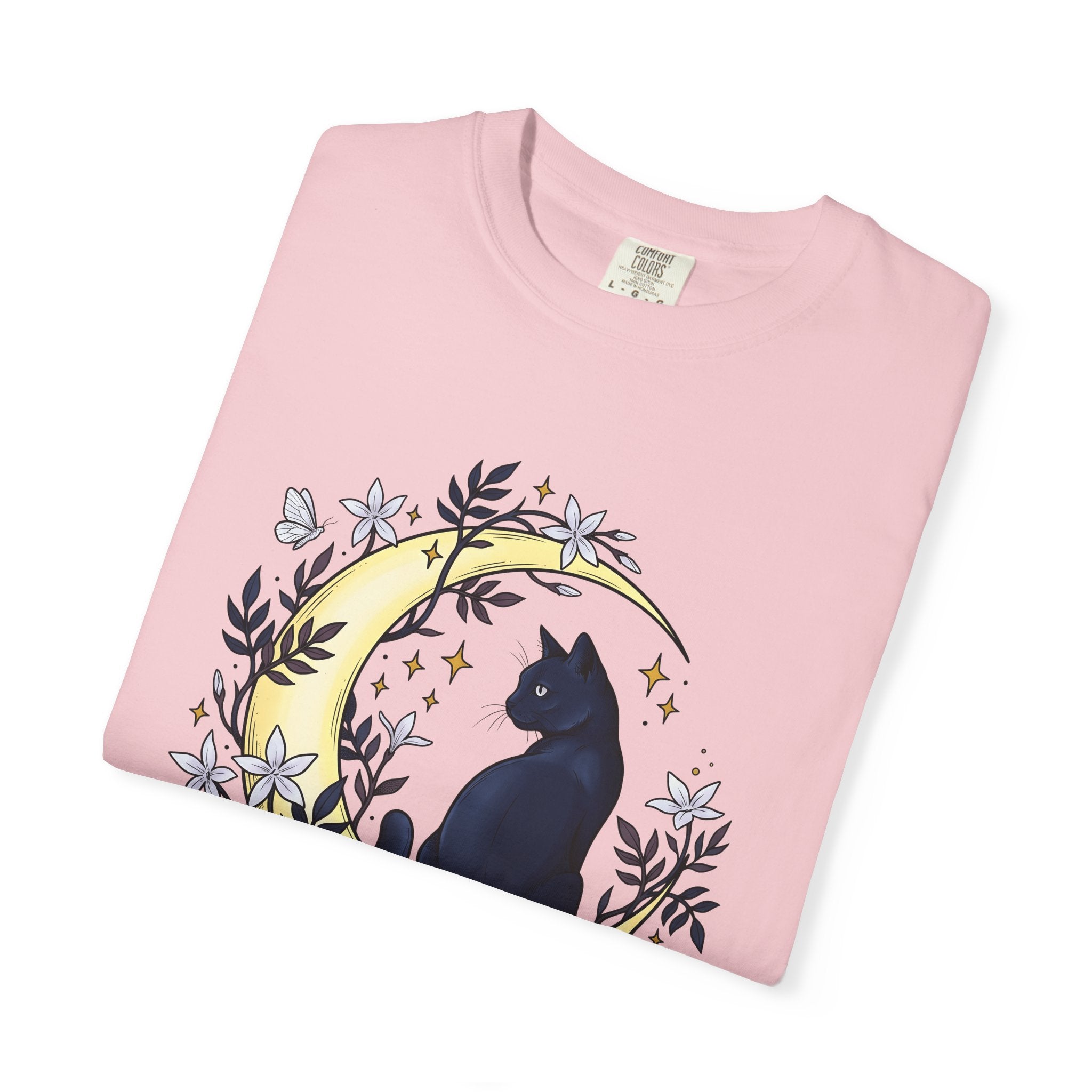 Black Cat Crescent Shirt Cat Astrology Gift Women Hippie Tee Cat T-Shirt Cat Fan Boho Tshirt Zodiac Graphic Spiritual Flower Tshirt