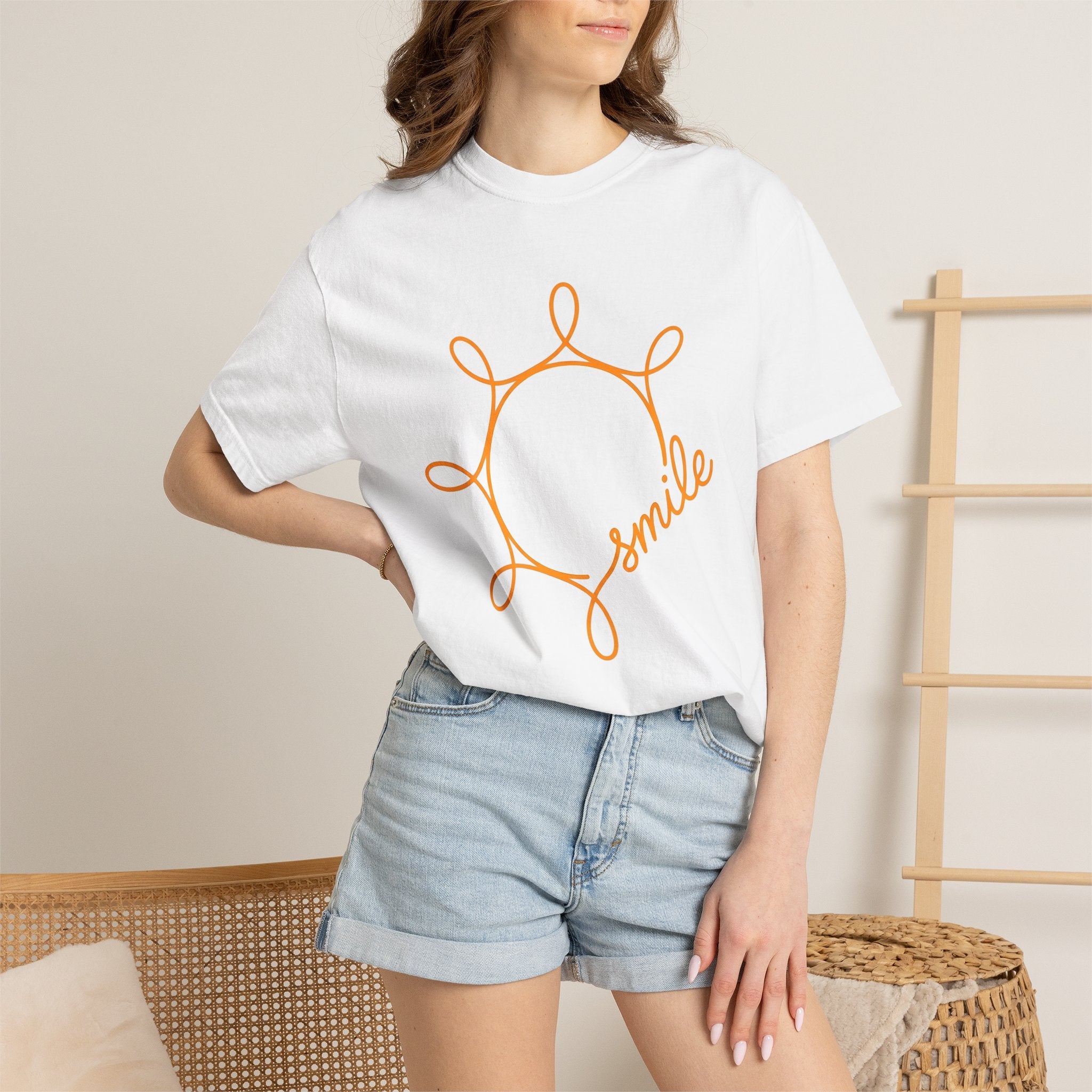 Sun Graphic Shirt Valentine's Day Positivity Gift Women Minimalist Tee Solar T-Shirt Valentine Fan Simple Tshirt Optimistic Graphic Modern