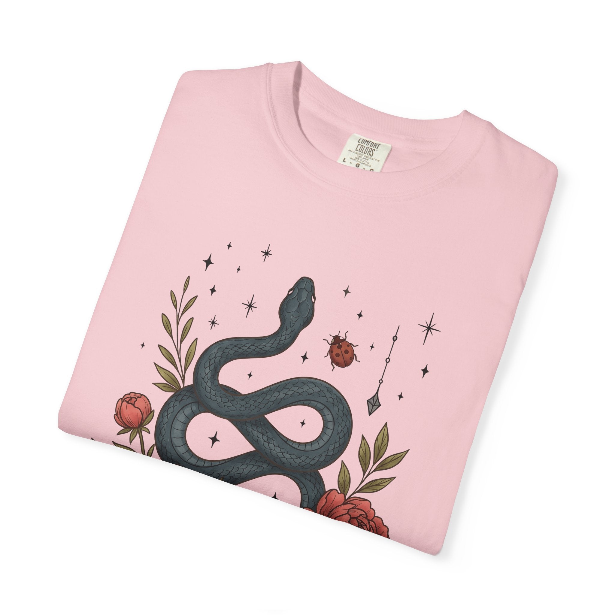 Serpent Bloom Shirt Boho Chic Esoteric Gift Women Traditional Tattoo Tee Snake T-Shirt Bohemian Enthusiast Tattooed Tshirt Mystic Graphic