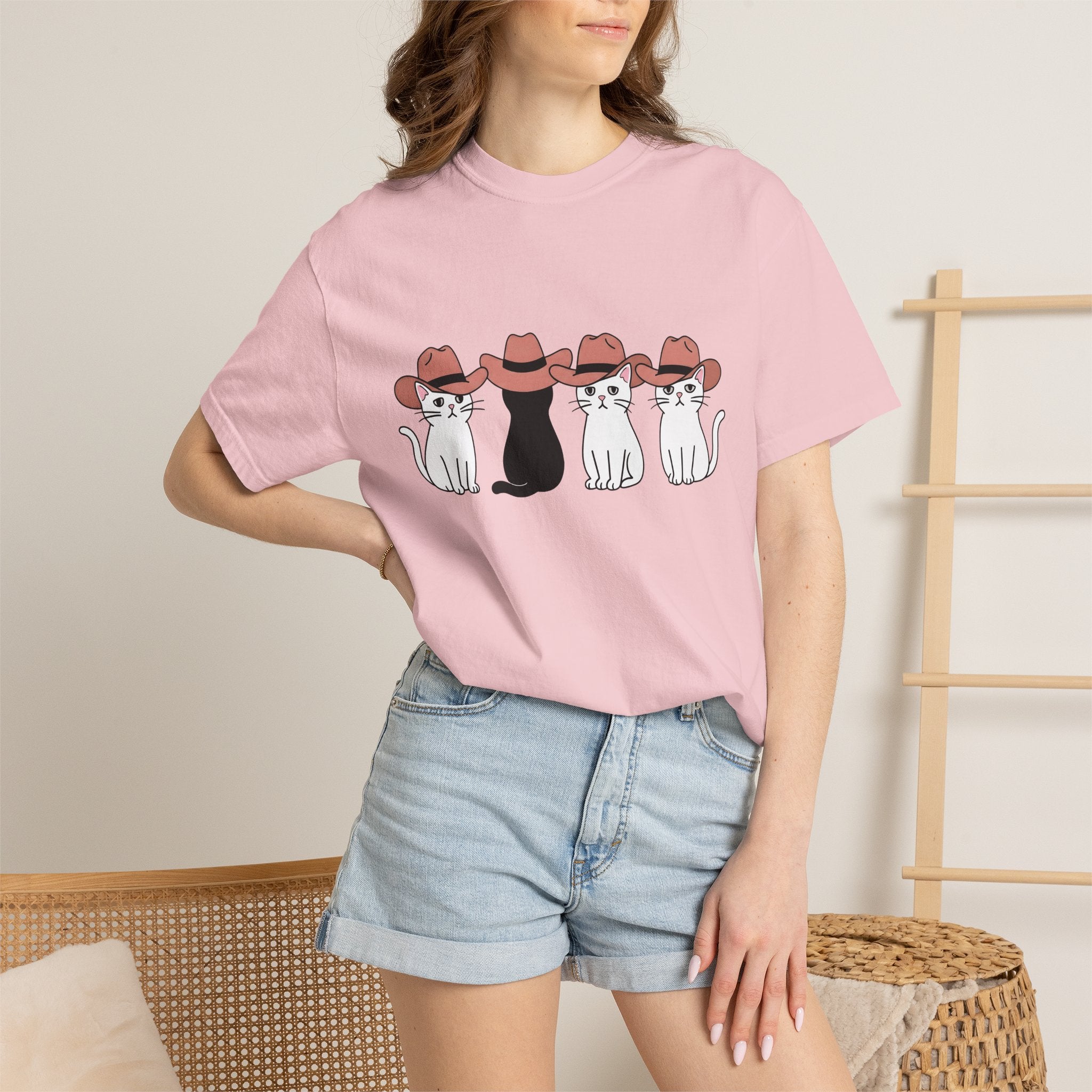 Cowboy Cats Shirt Cat Western Gift Women Cartoon Tee Kitty Cat T-Shirt Feline Fan Cartoony Tshirt Rodeo Graphic Minimalist Hat Tshirt