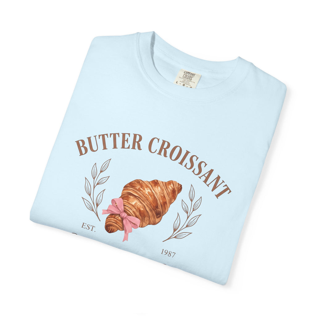 Flaky Croissant Shirt Desserts Pastry Gift Women Hand Painted Tee Croissant T-Shirt Dessert Fan Watercolor Tshirt Bakery Graphic Rustic Pink