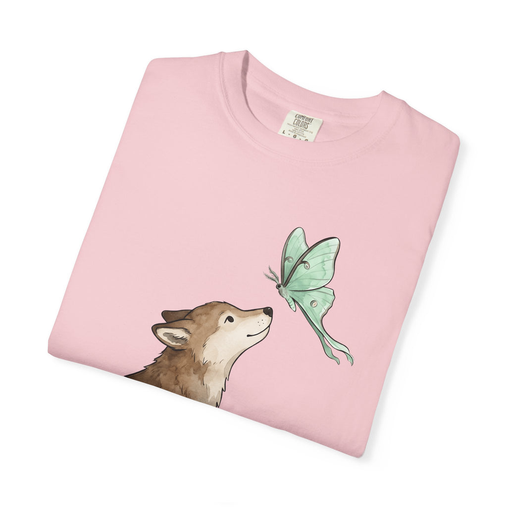 Wolf Butterfly Shirt Animals Wildlife Gift Women Pastel Tee Butterfly T-Shirt Animal Fan Soft Tshirt Wildlife Graphic Line Art Luna Moth