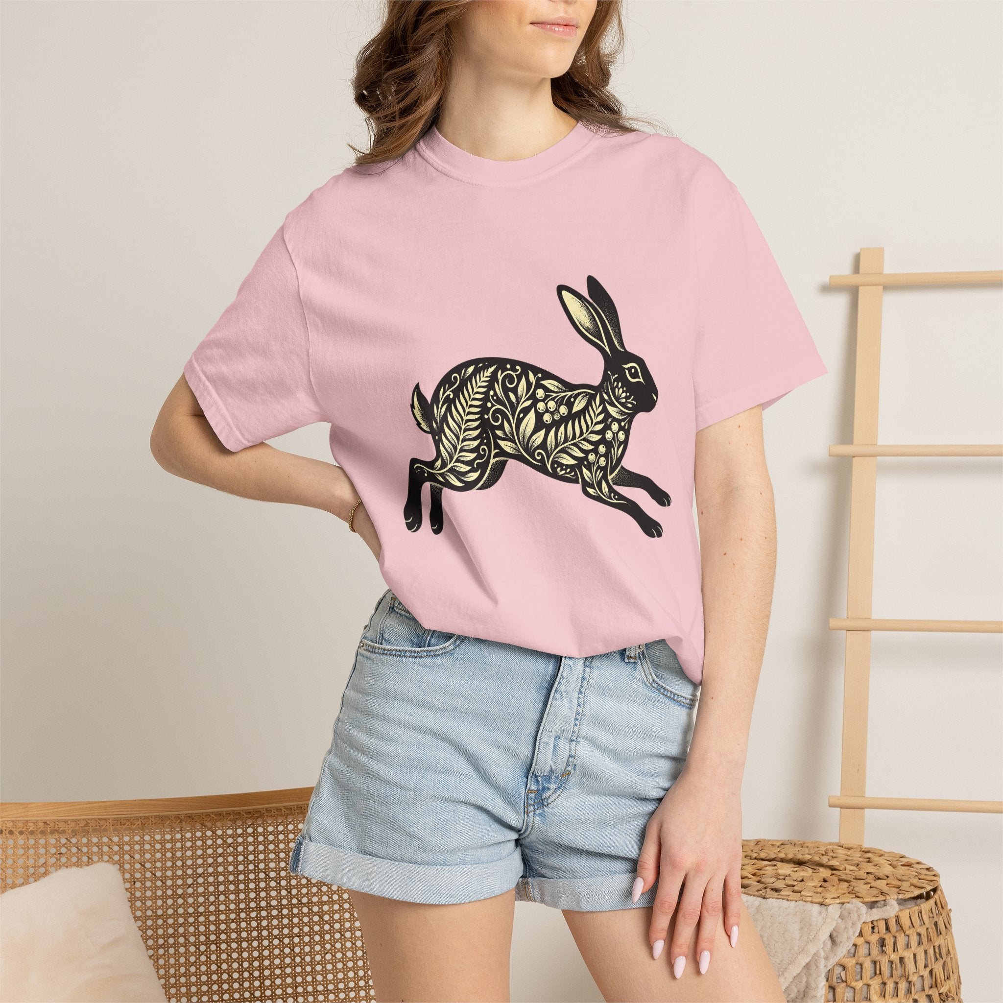 Floral Bunny Shirt Easter Animal Gift Women Folk Art Tee Rabbit T-Shirt Easter Fan Bunny Tshirt Naive Art Graphic Vintage Botanical Tshirt