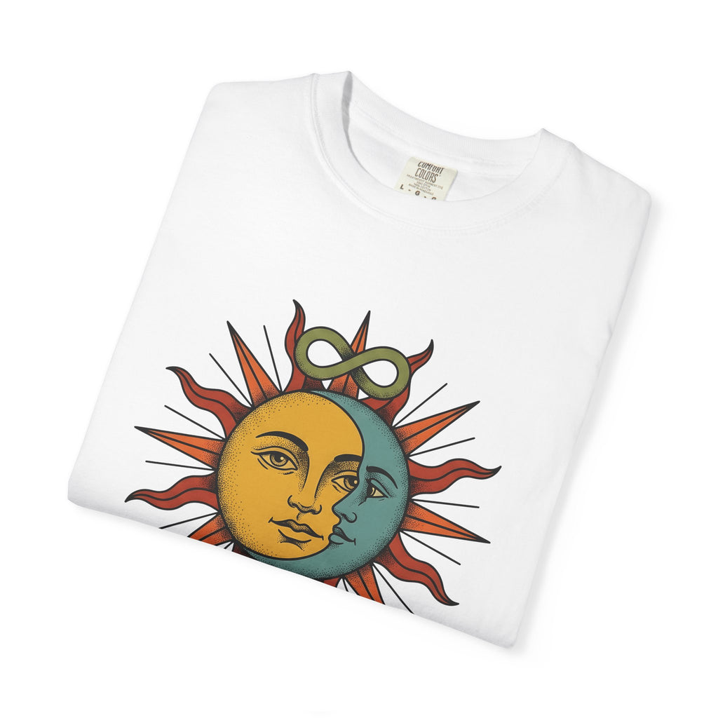 Sun Moon Face Shirt Boho Chic Spiritual Gift Women Celestial Tee Lunar T-Shirt Bohemian Enthusiast Astrology Graphic Tshirt Vintage Infinity