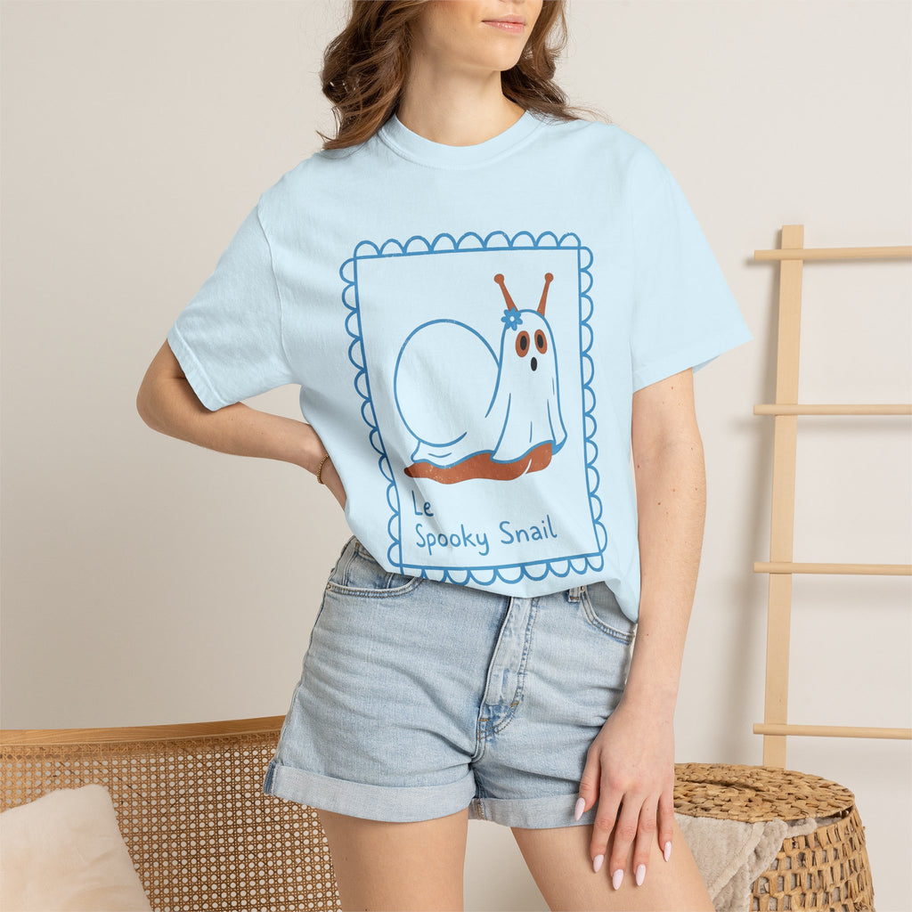 Halloween Snail Shirt Halloween Creature Gift Women Sweet Tee Slug T-Shirt Horror Fan Spooky Tshirt Beast Graphic Doodle Blossom Tshirt