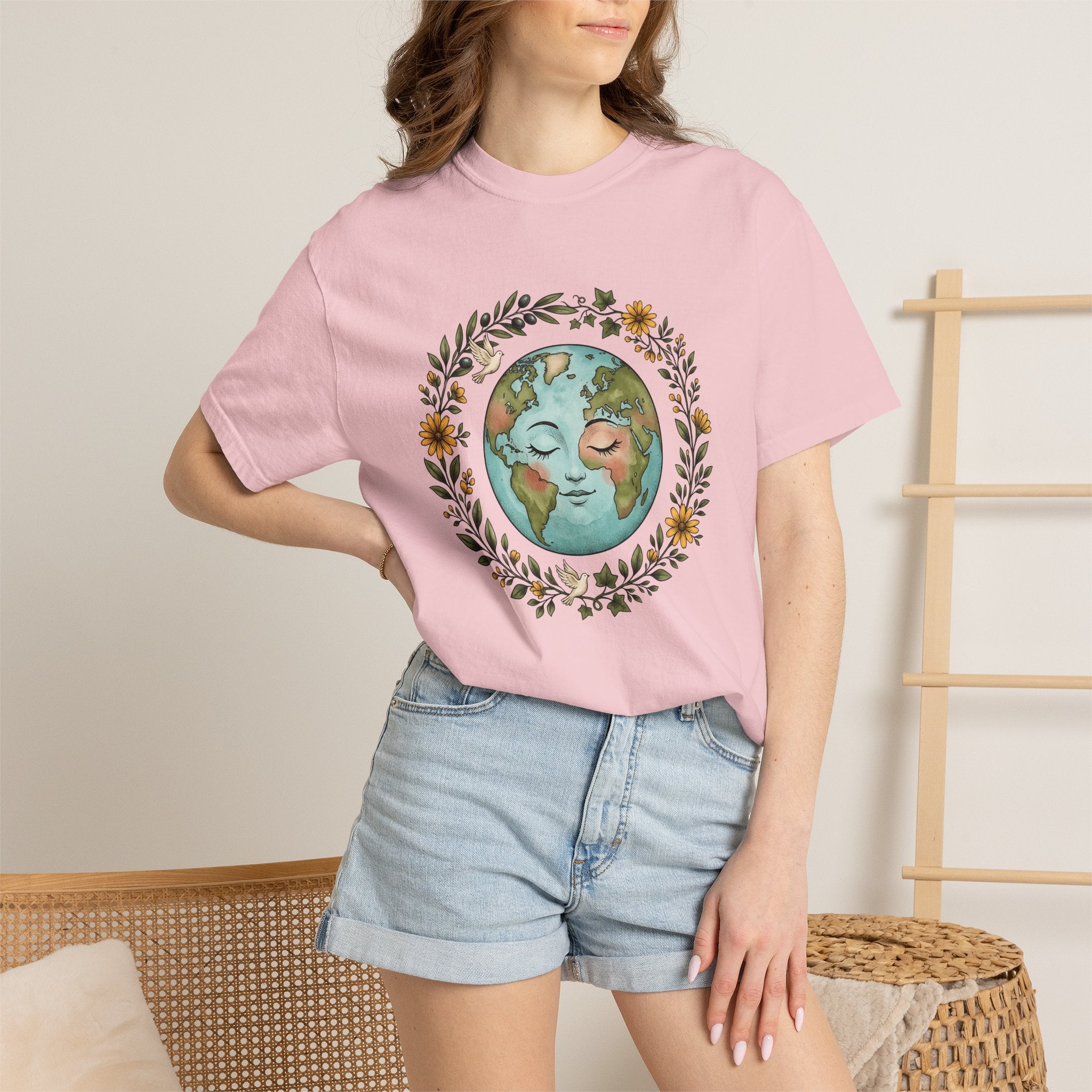Planet Face Shirt Boho Chic Environment Gift Women Brushstroke Tee World T-Shirt Bohemian Fan Painted Tshirt Ecological Graphic Doodle