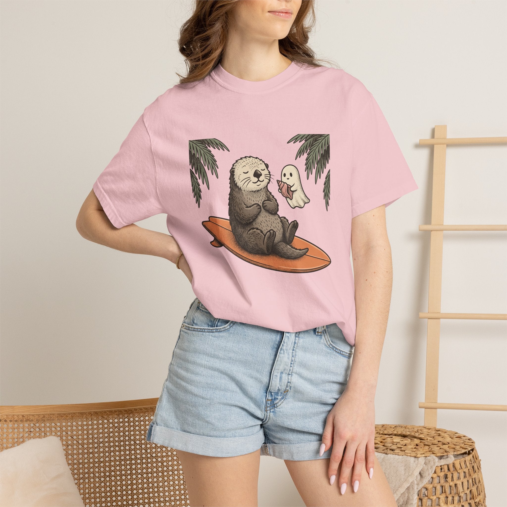 Otter Board Shirt Sports Shore Gift Women Adorable Tee Surfboard T-Shirt Athlete Fan Boho Tshirt Coastal Graphic Retro Spirit Tshirt
