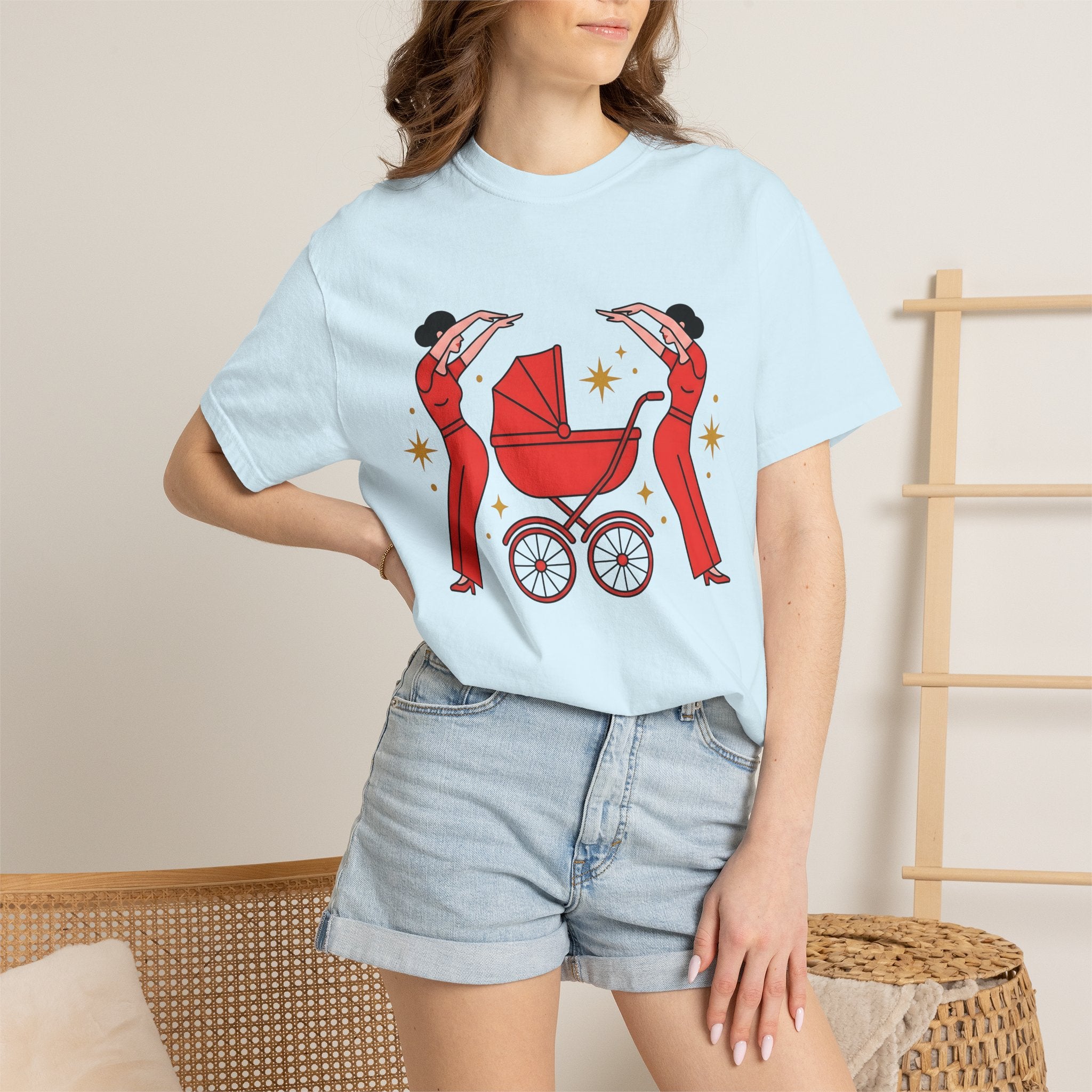 Woman Baby Carriage Shirt Moms Household Gift Women Simple Tee Stroller T-Shirt Mother Enthusiast Minimalist Tshirt Domestic Graphic Vintage