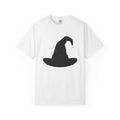 Witch Hat Shirt Halloween Magician Gift Women Retro Tee Pointy Hat T-Shirt Horror Fan Vintage Tshirt Illusionist Graphic Clean Aged Texture