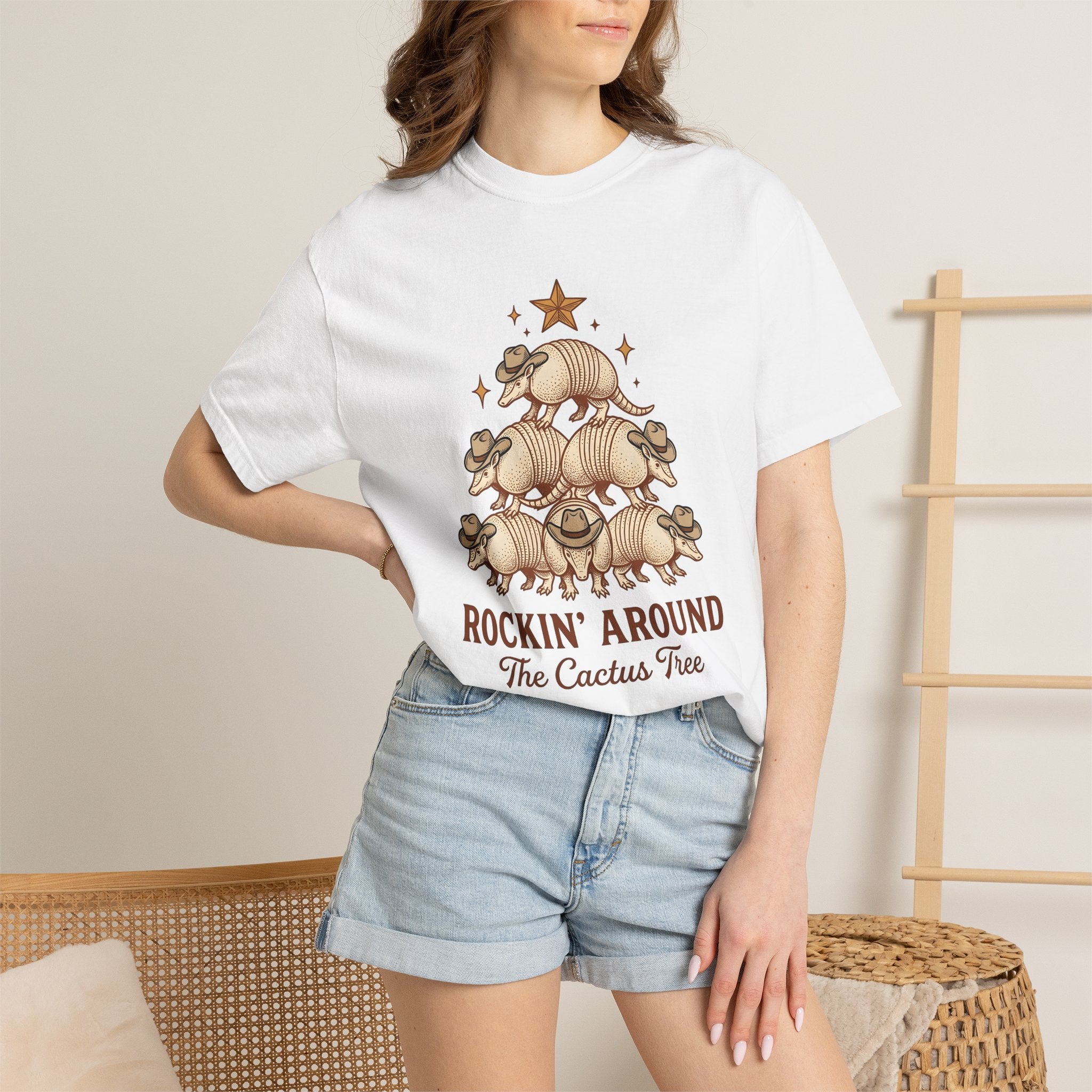 Armadillo Pile Shirt Christmas Country Gift Women Sketch Tee Dillo T-Shirt Xmas Fan Drawing Design Vintage Cowboy Cap Tshirt