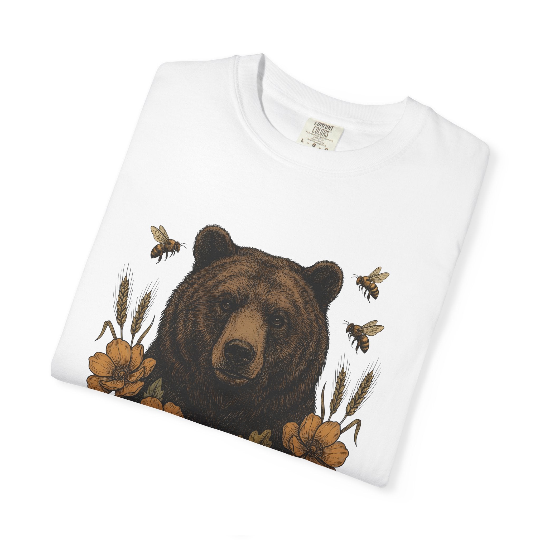 Bear Floral Shirt Animals Nature Gift Women Vintage Tee Ursa T-Shirt Wildlife Fan Retro Tshirt Environmental Graphic Hand Drawn Bees Tshirt