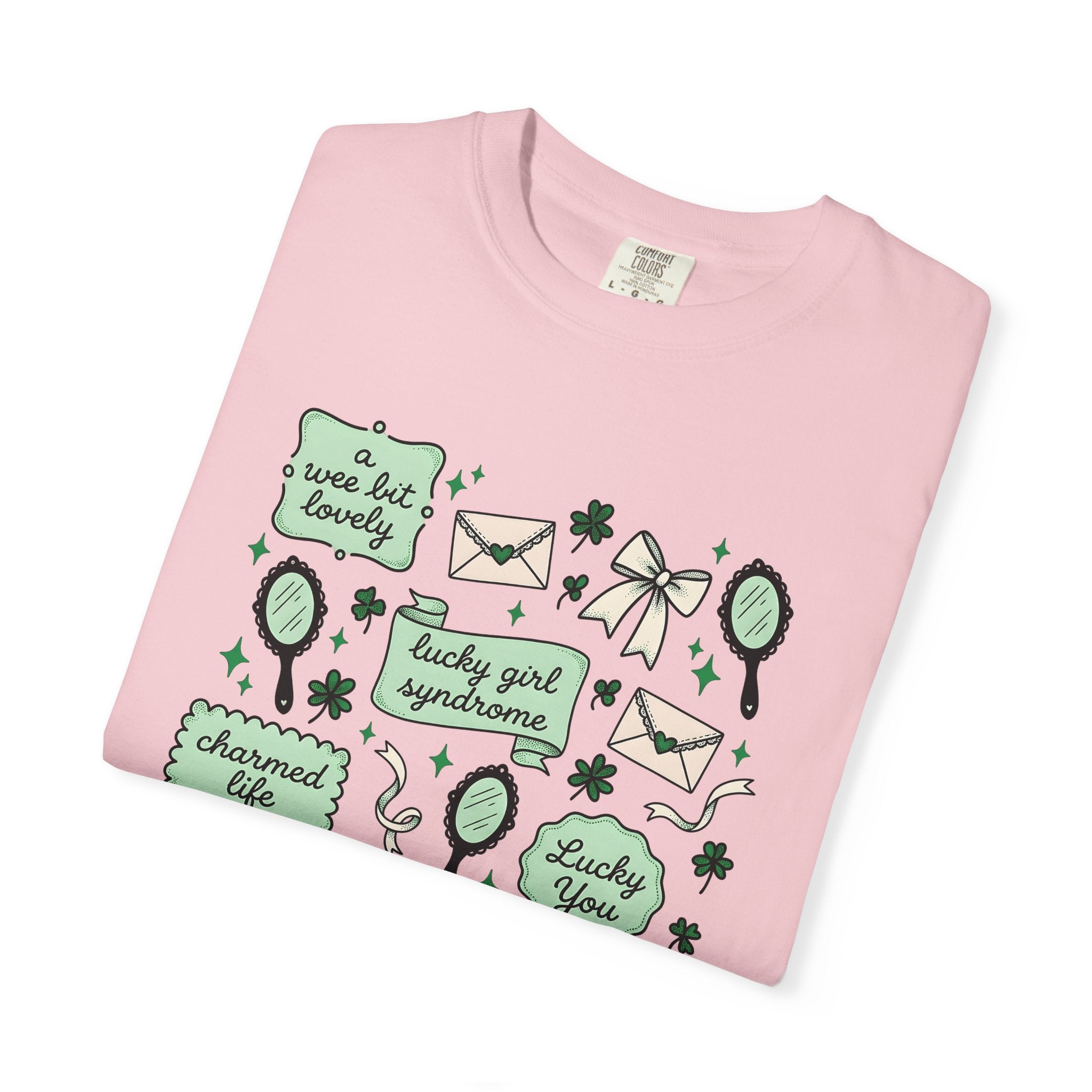 Shamrock Art Shirt St Patrick's Day Prosperity Gift Women Line Art Tee Clover T-Shirt St Patricks Fan Illustration Graphic Antique Bow Tie