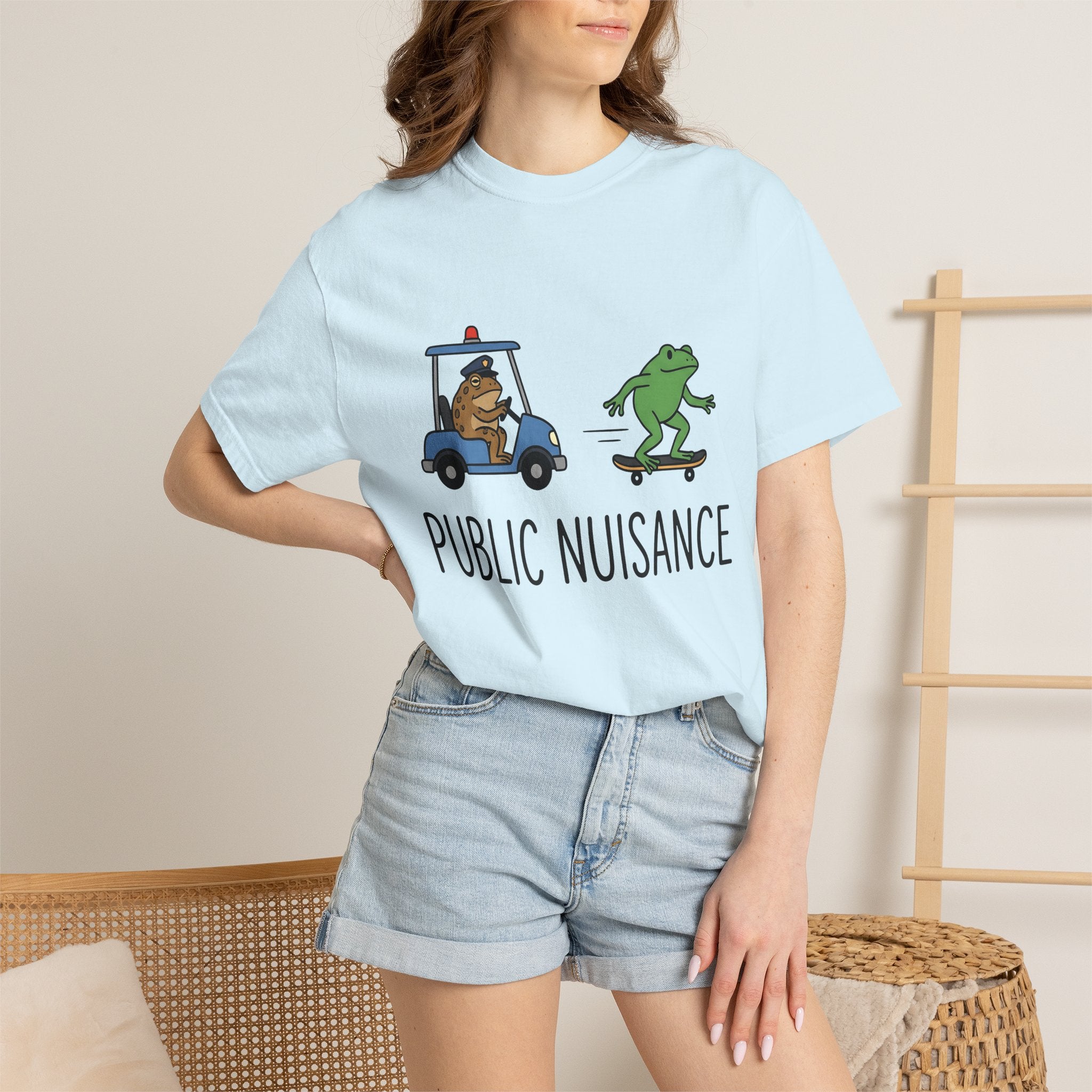 Frog Skate Shirt Funny Wildlife Gift Women Comic Tee Toad T-Shirt Humor Fan Cartoon Tshirt Animal Graphic Sketch Cop Car Tshirt