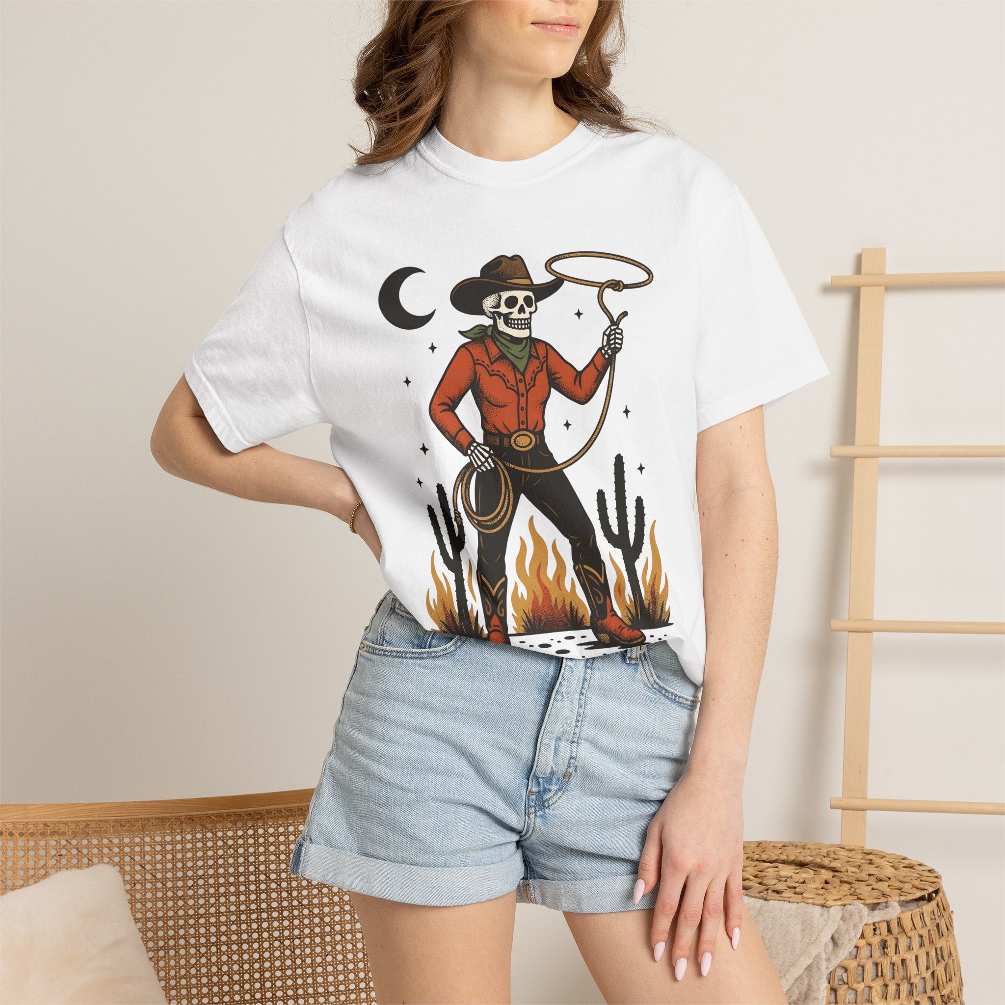 Skeleton Cowboy Shirt Halloween Cowboy Gift Women Vintage Tee Skeleton T-Shirt Horror Fan Retro Tshirt Cowboy Graphic Western Cactus Tshirt