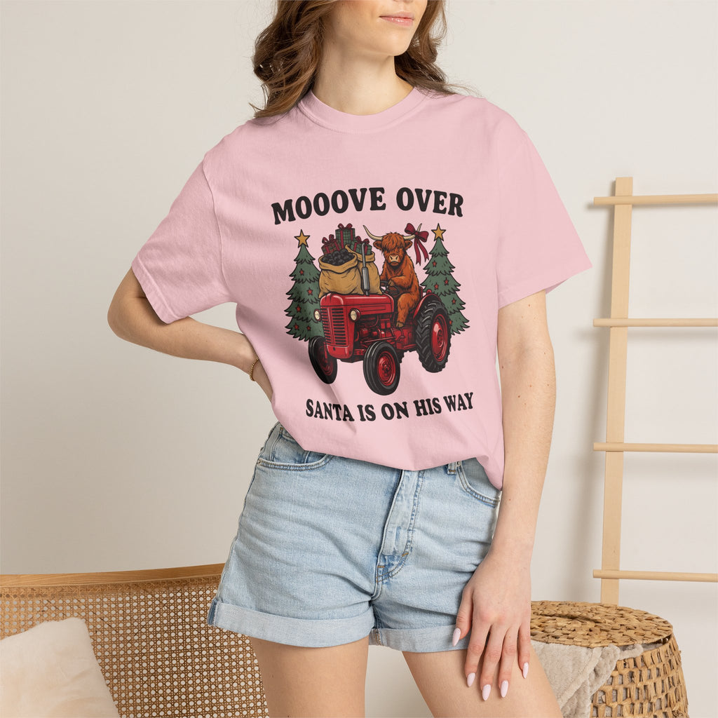 Highland Cattle Tractor Shirt Christmas Ranch Gift Women Old School Tee Scottish Cow T-Shirt Xmas Fan Vintage Tshirt Farm Graphic Doodle