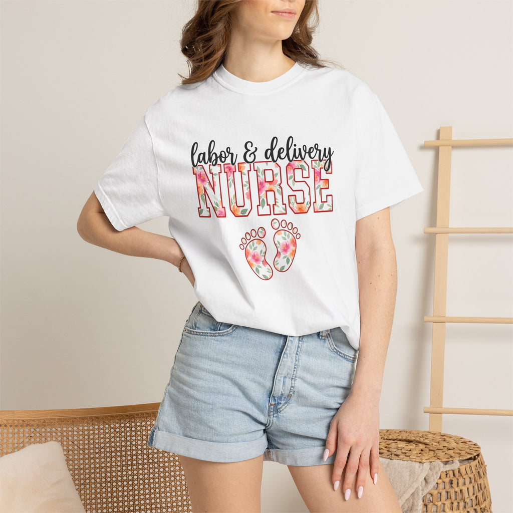 Floral Nurse Text Shirt Nurse Maternity Gift Women Floral Tee Nurse Quote T-Shirt Nursing Enthusiast Botanical Tshirt Pregnancy Graphic