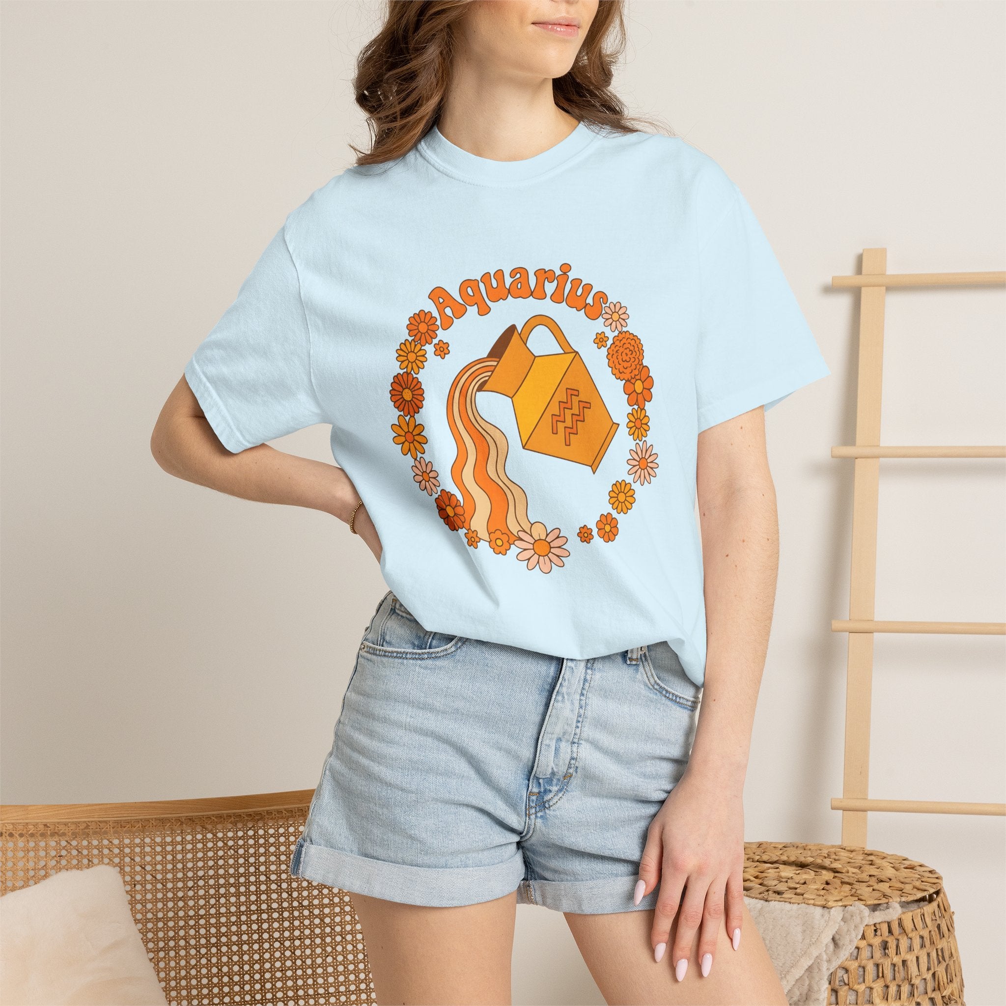 Water Jug Shirt Boho Chic Zodiac Gift Women Retro Tee Pitcher T-Shirt Bohemian Fan Retro Style Tshirt Astrology Graphic Vintage Daisies