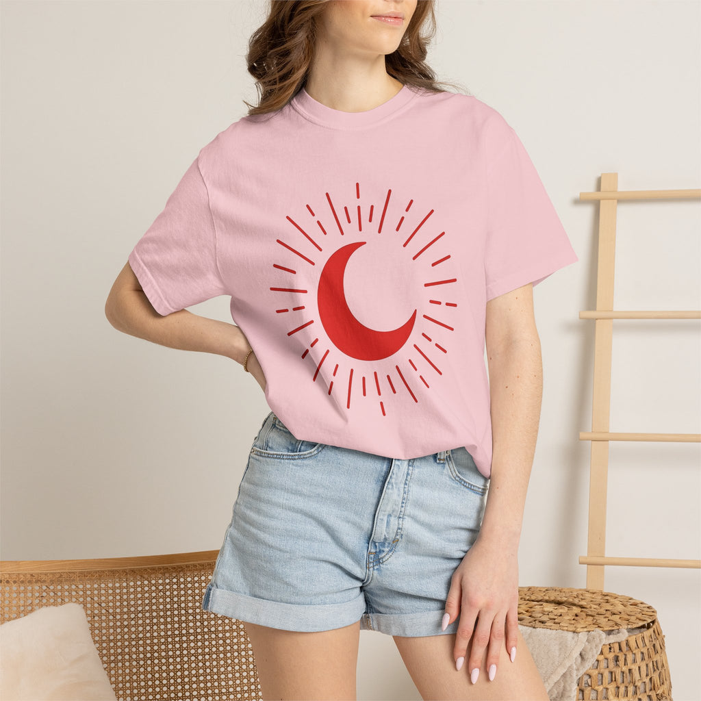 Crescent Moon Shirt Valentine's Day Astrology Gift Women Modern Tee Moon T-Shirt Valentine Fan Contemporary Tshirt Zodiac Graphic Hippie Sun