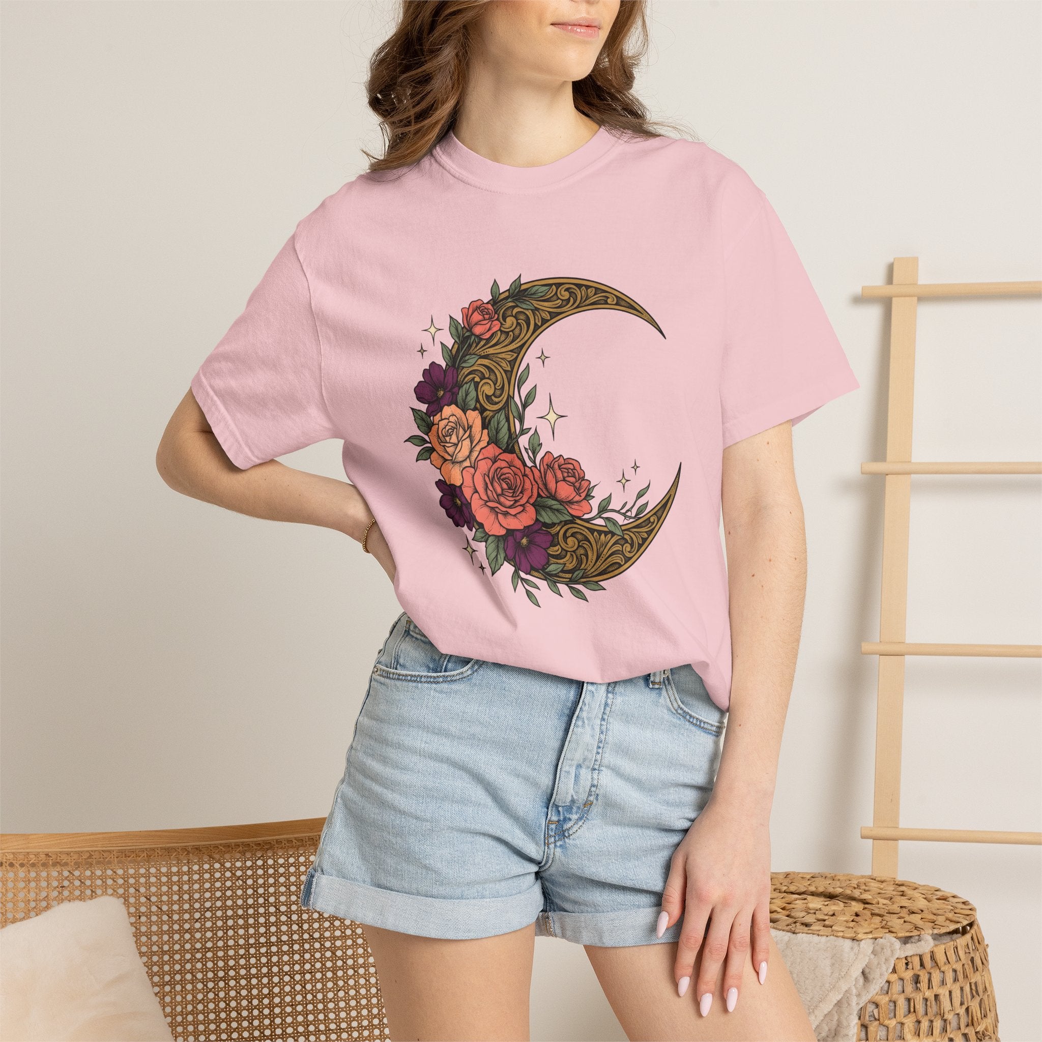 Crescent Flower Moon Shirt Cowgirl Stars Gift Women Tribal Tee Lunar T-Shirt Rodeo Fan Ethnic Tshirt Celestial Graphic Classic Wild Roses