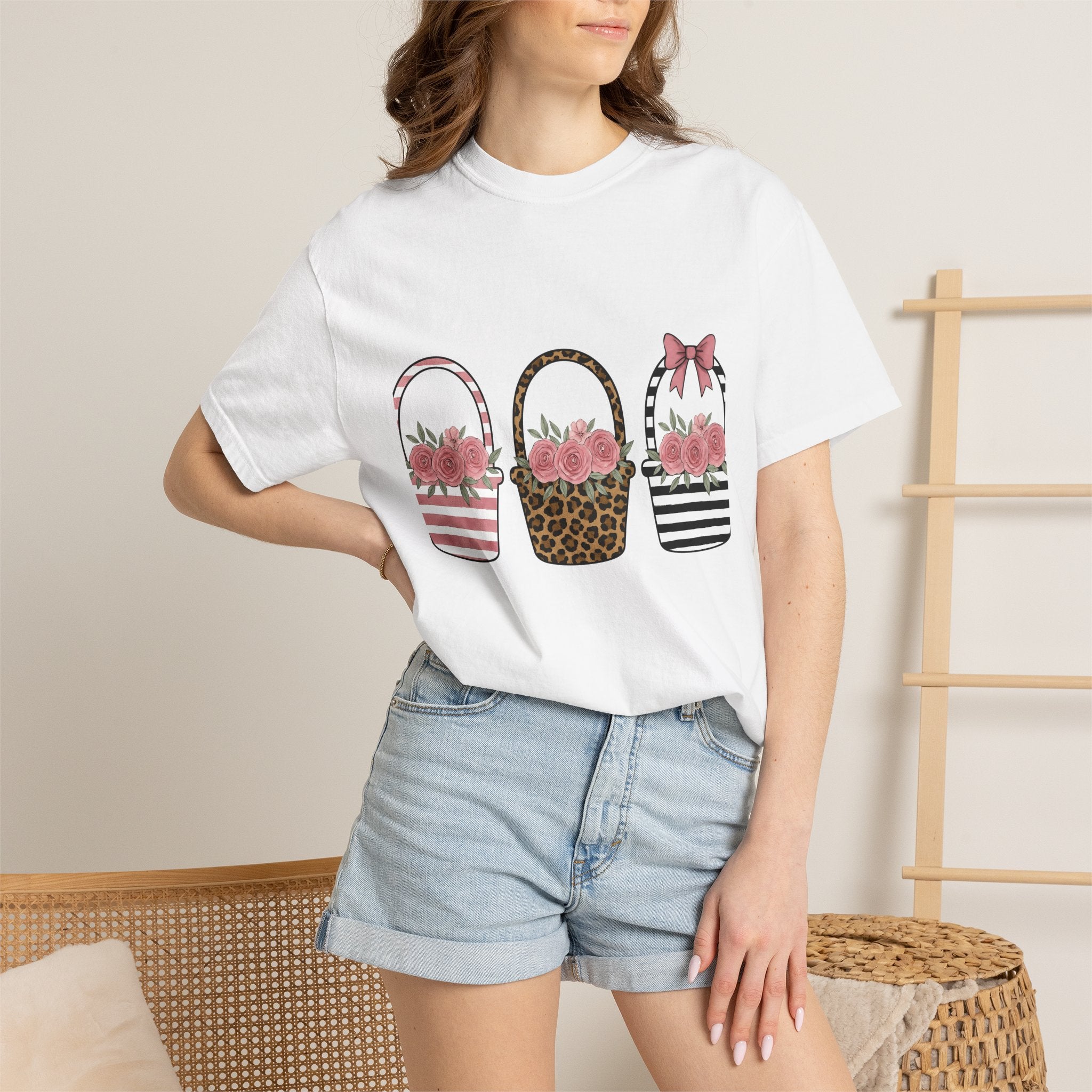 Easter Basket Shirt Easter Bouquet Gift Women Hand Painted Tee Easter Basket T-Shirt Easter Fan Painted Tshirt Bouquet Design Rustic Flower