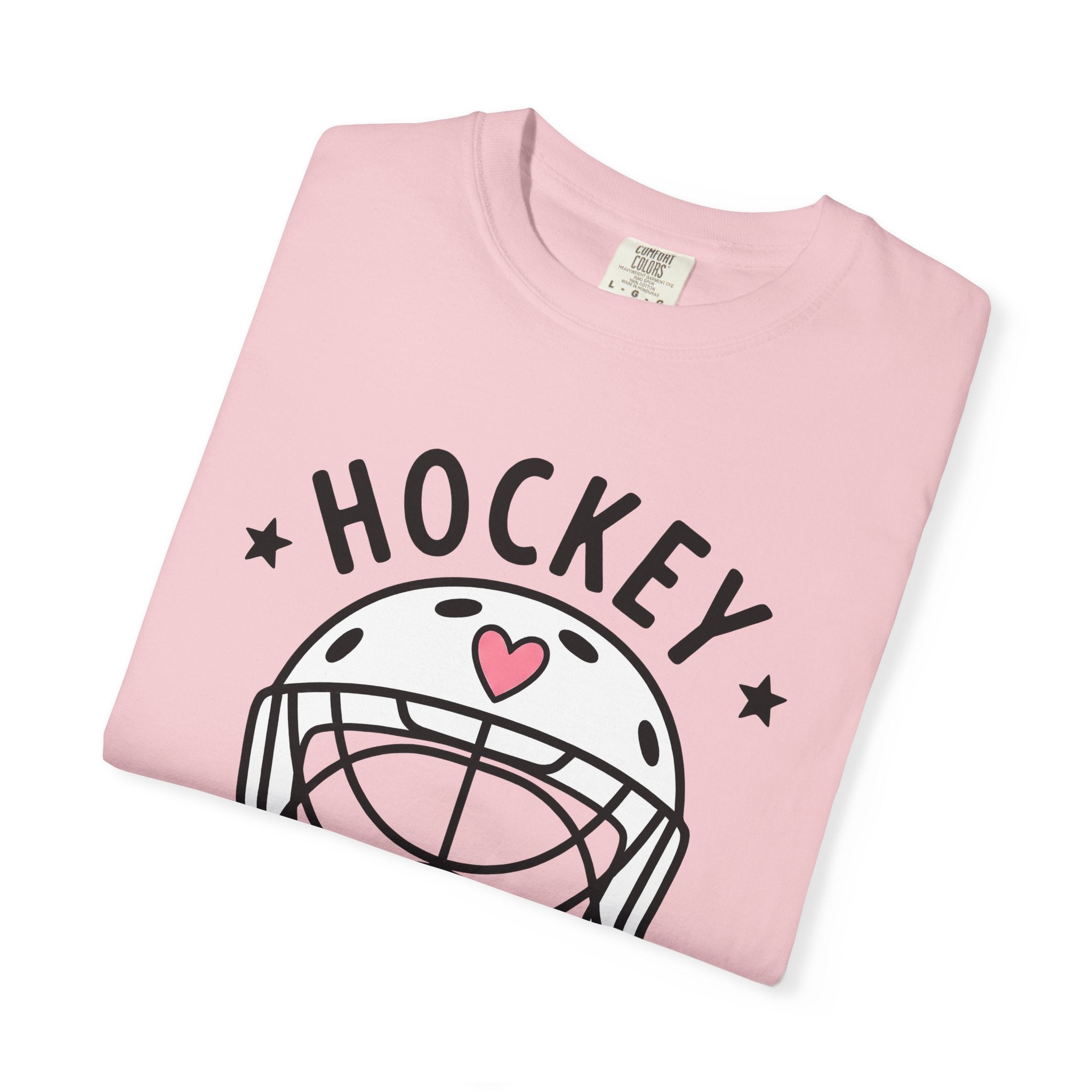 Hockey Helmet Shirt Moms Sports Gift Women Cute Tee Hockey Mask T-Shirt Mom Fan Hockey Mom Graphic Illustration Hand Drawn Heart Tshirt