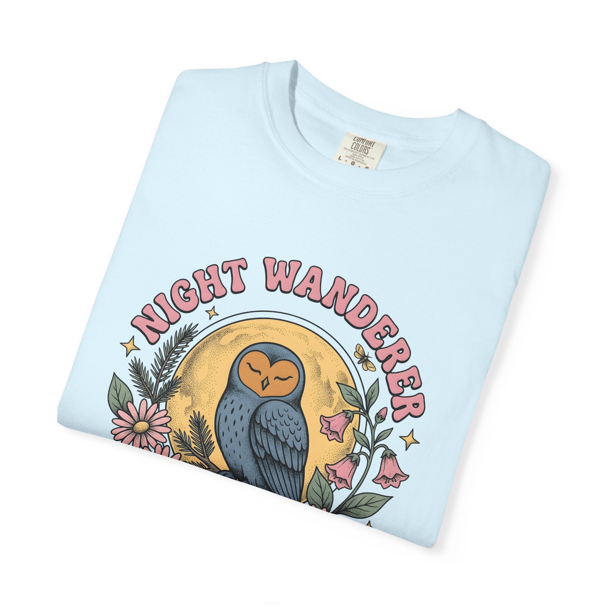 Owl Night Shirt Boho Chic Wilderness Gift Women Classic Tee Owl T-Shirt Hippie Fan Retro Tshirt Nature Graphic Doodle Garden Blooms Tshirt