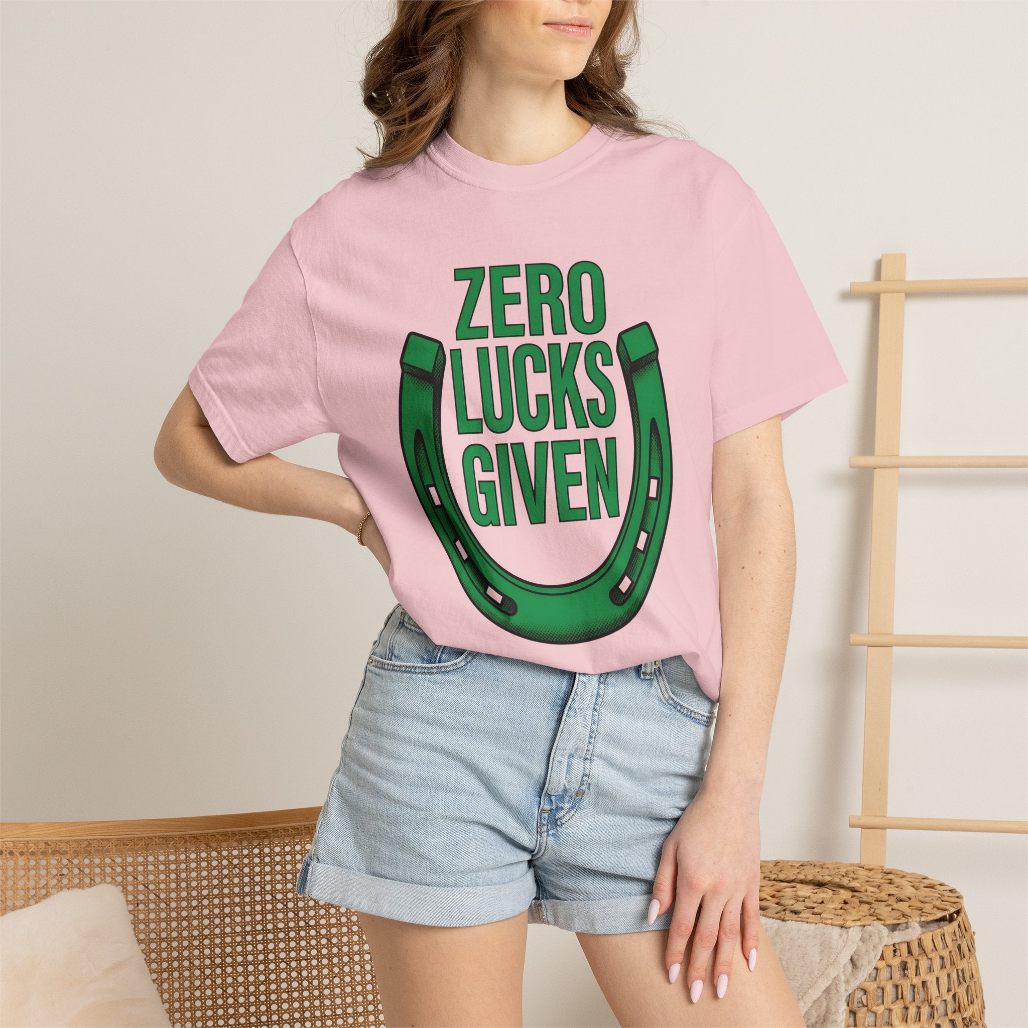 Lucky Horseshoe Shirt St Patrick's Day Event Gift Women Strong Tee Horseshoes T-Shirt Luck Fan Bold Tshirt Party Graphic Old School Joke