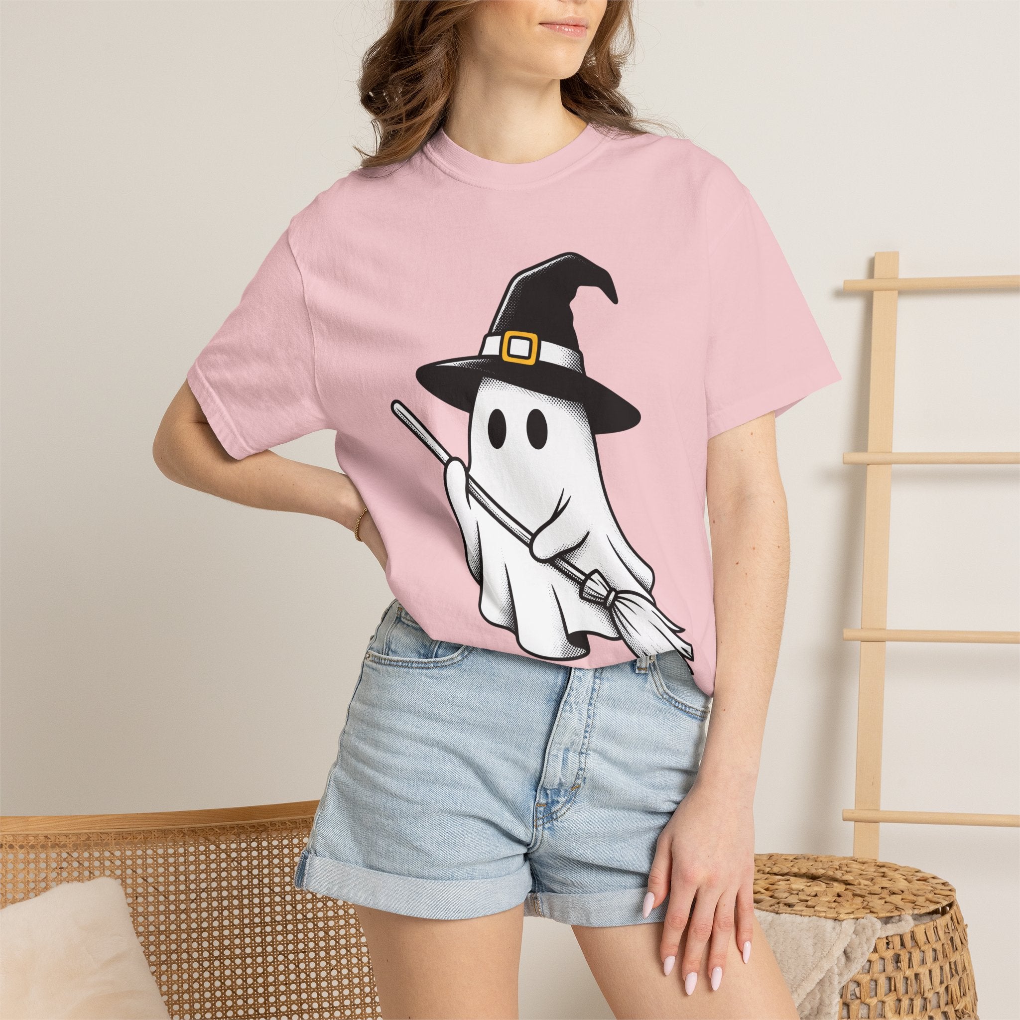 Phantom Witch Shirt Halloween Fantasy Gift Women Comic Tee Sorceress T-Shirt Horror Fan Cartoon Tshirt Mythical Graphic Hand Drawn Witch