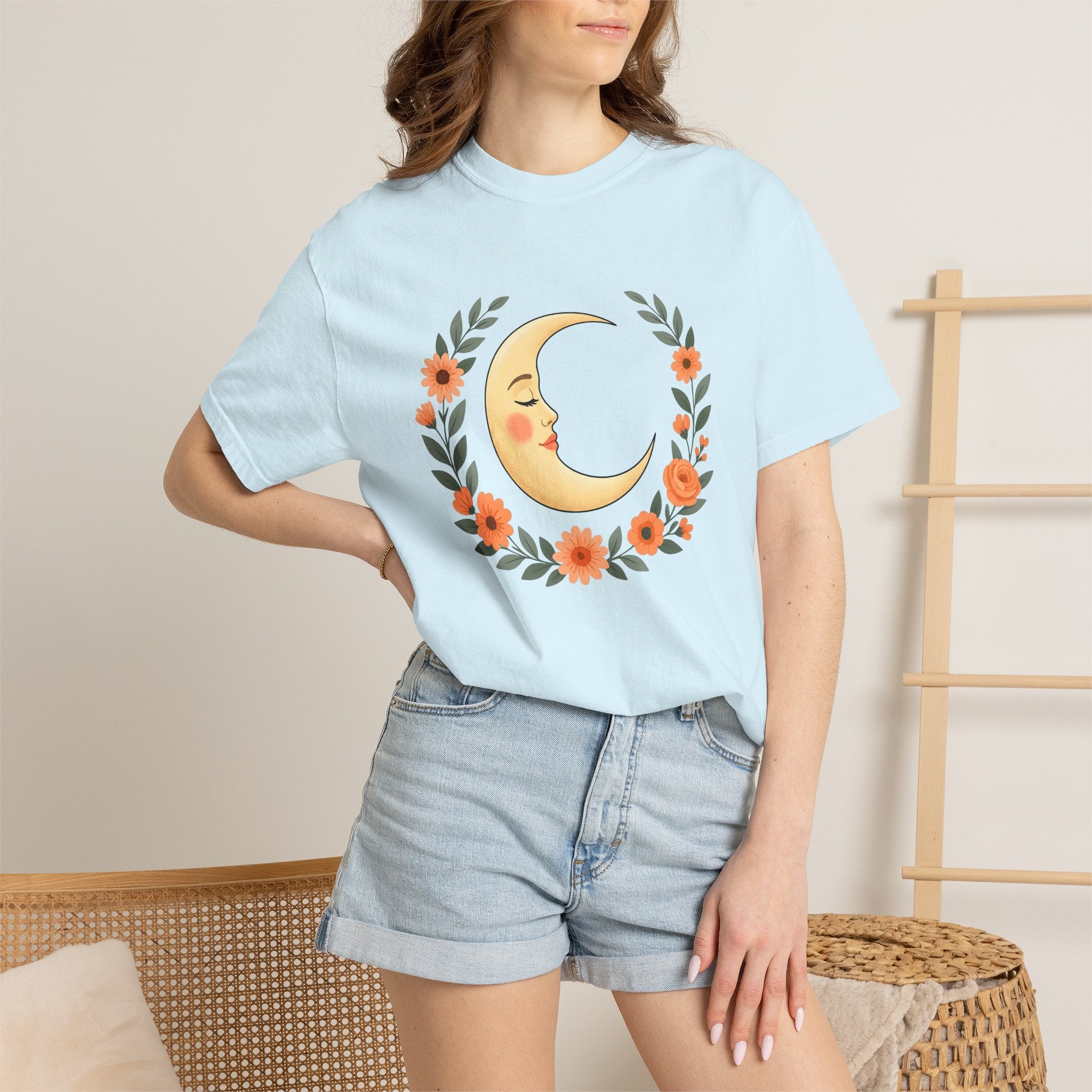 Crescent Moon Shirt Boho Chic Astrology Gift Women Hippie Tee Lunar T-Shirt Bohemian Fan Psychedelic Tshirt Zodiac Graphic Retro Flower