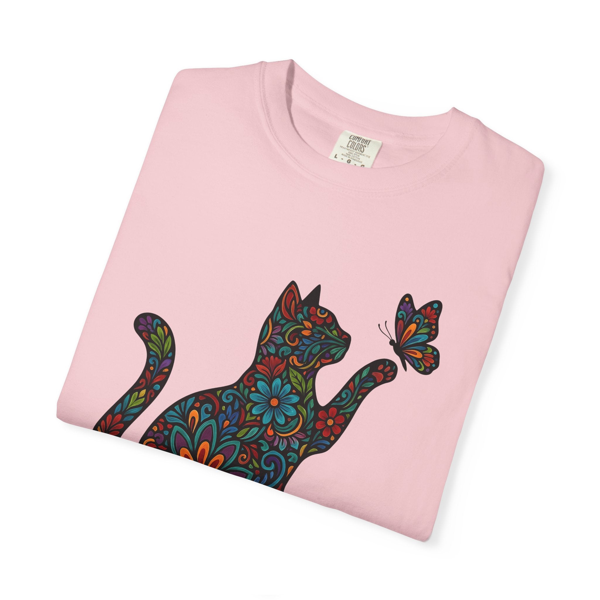 Blossom Kitty Shirt Cat Wildlife Gift Women Rustic Tee Kitten T-Shirt Cat Fan Animal Graphic Wildlife Illustration Cat Enthusiast Rustic