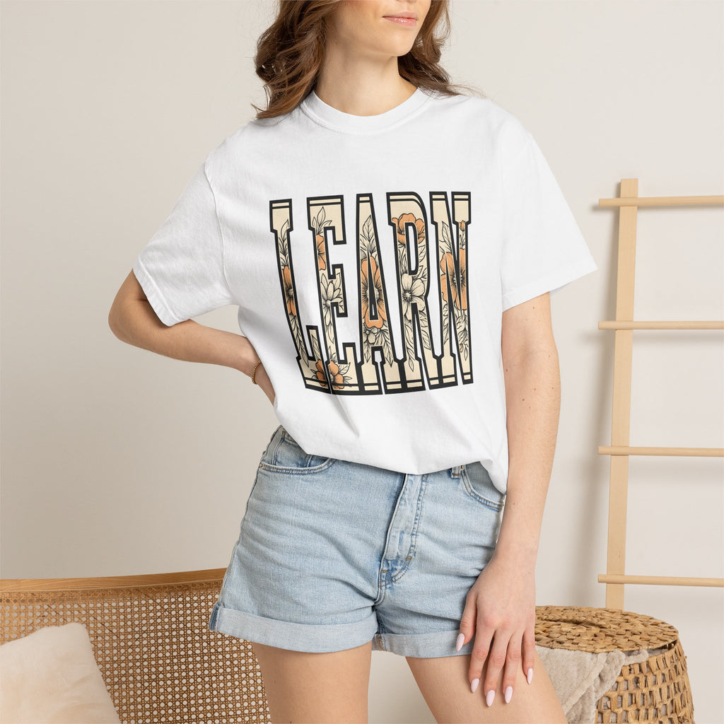 Flower Lettering Shirt Teacher School Gift Women Hippie Tee Typography T-Shirt Educator Enthusiast Bohemian Tshirt Classroom Graphic Retro