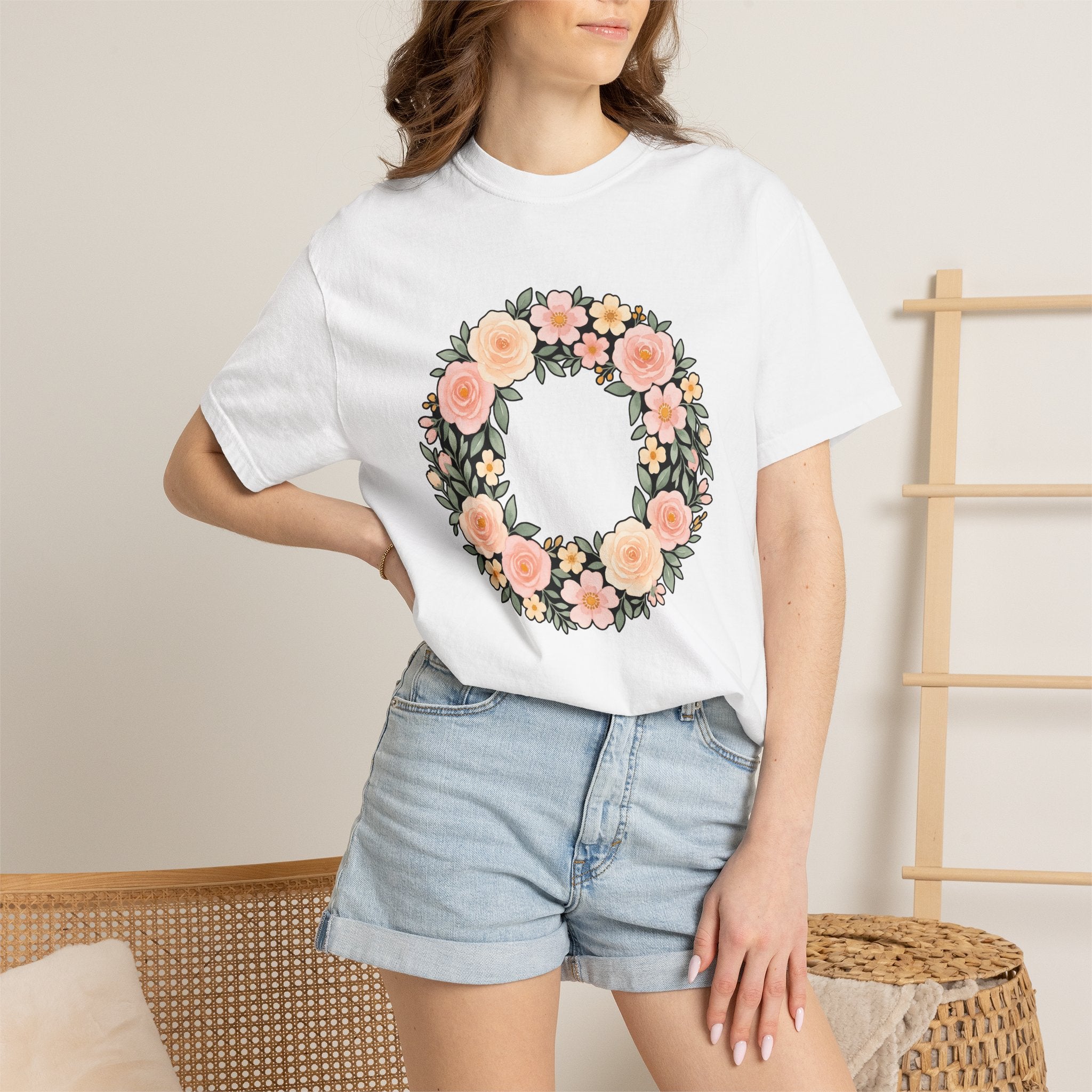 Flower Wreath Shirt Easter Flowers Gift Women Watercolor Tee Wreath T-Shirt Easter Fan Floral Tshirt Painted Graphic Floral Design Sketch