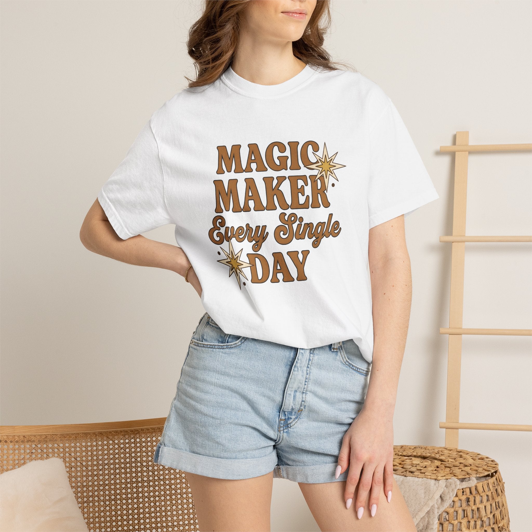 Star Shape Shirt Moms Positivity Gift Women Cartoon Tee Star T-Shirt Motherhood Enthusiast Comic Tshirt Optimistic Graphic Line Art Twinkles