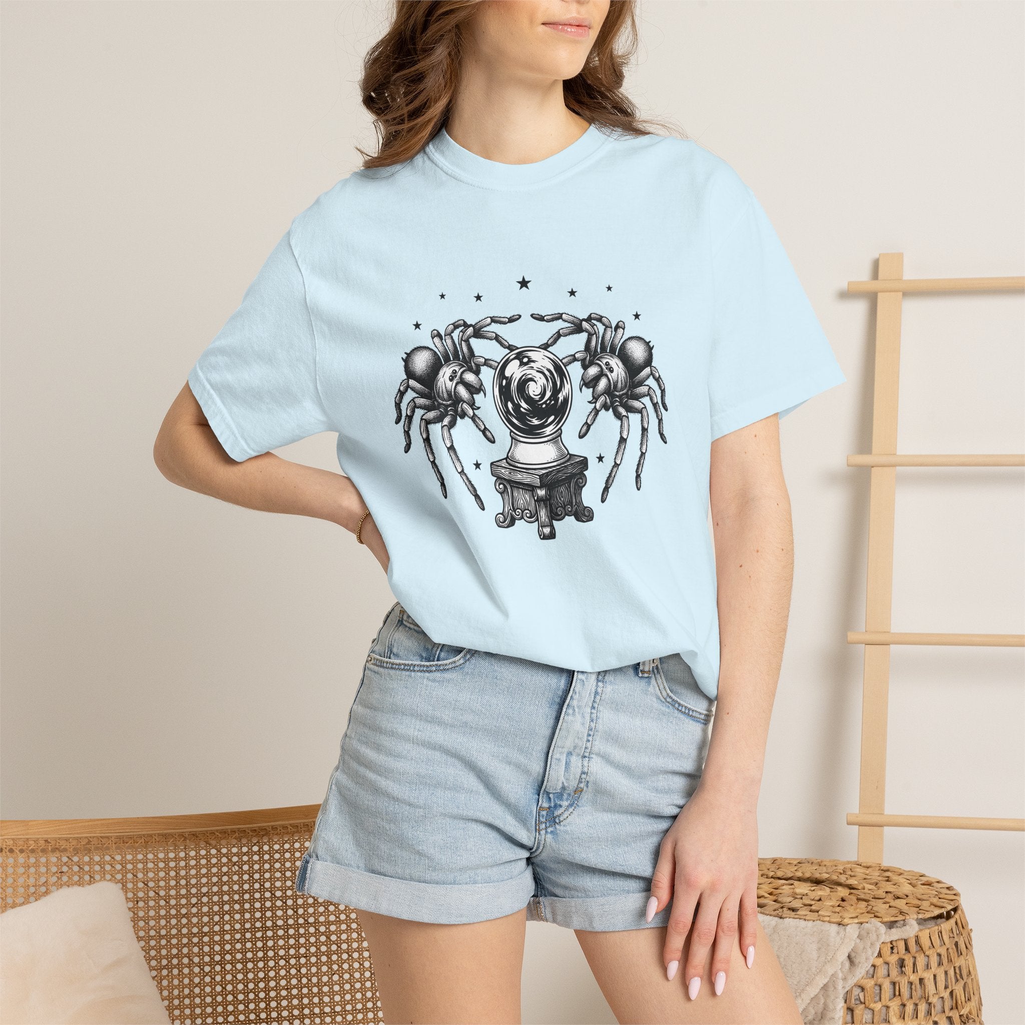 Spider Globe Shirt Gothic Sorcery Gift Women Haunted Tee Orb T-Shirt Dark Fan Spooky Tshirt Magic Graphic Classic Glimmers Tshirt