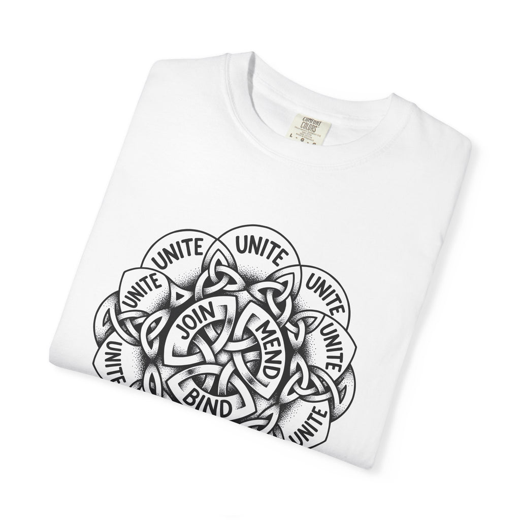 Knotwork Design Shirt Boho Chic Wellness Gift Women Body Art Tee Celtic Art T-Shirt Bohemian Enthusiast Tattoo Art Tshirt Mindfulness
