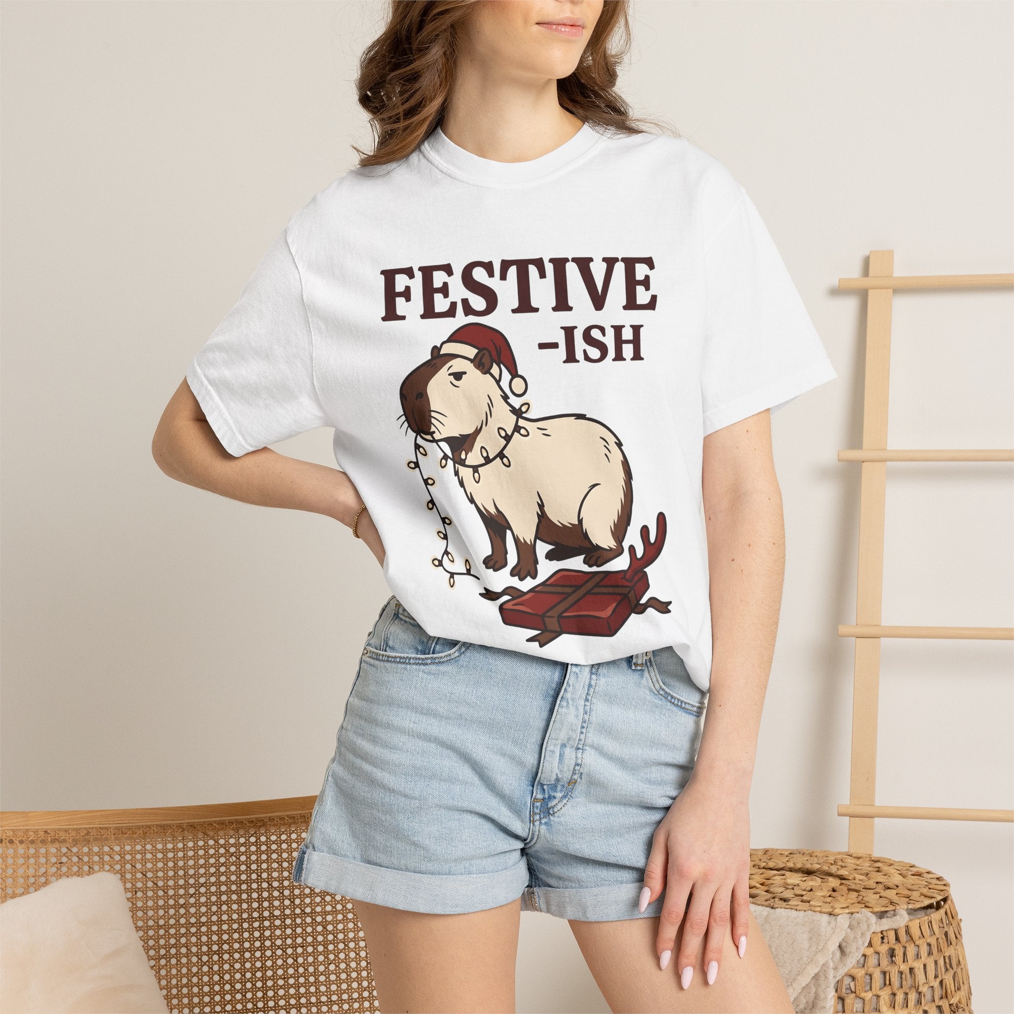 Capybara Christmas Hat Shirt Christmas Wildlife Gift Women Comic Tee Rodent T-Shirt Xmas Fan Cartoon Tshirt Wildlife Graphic Sketch Holiday