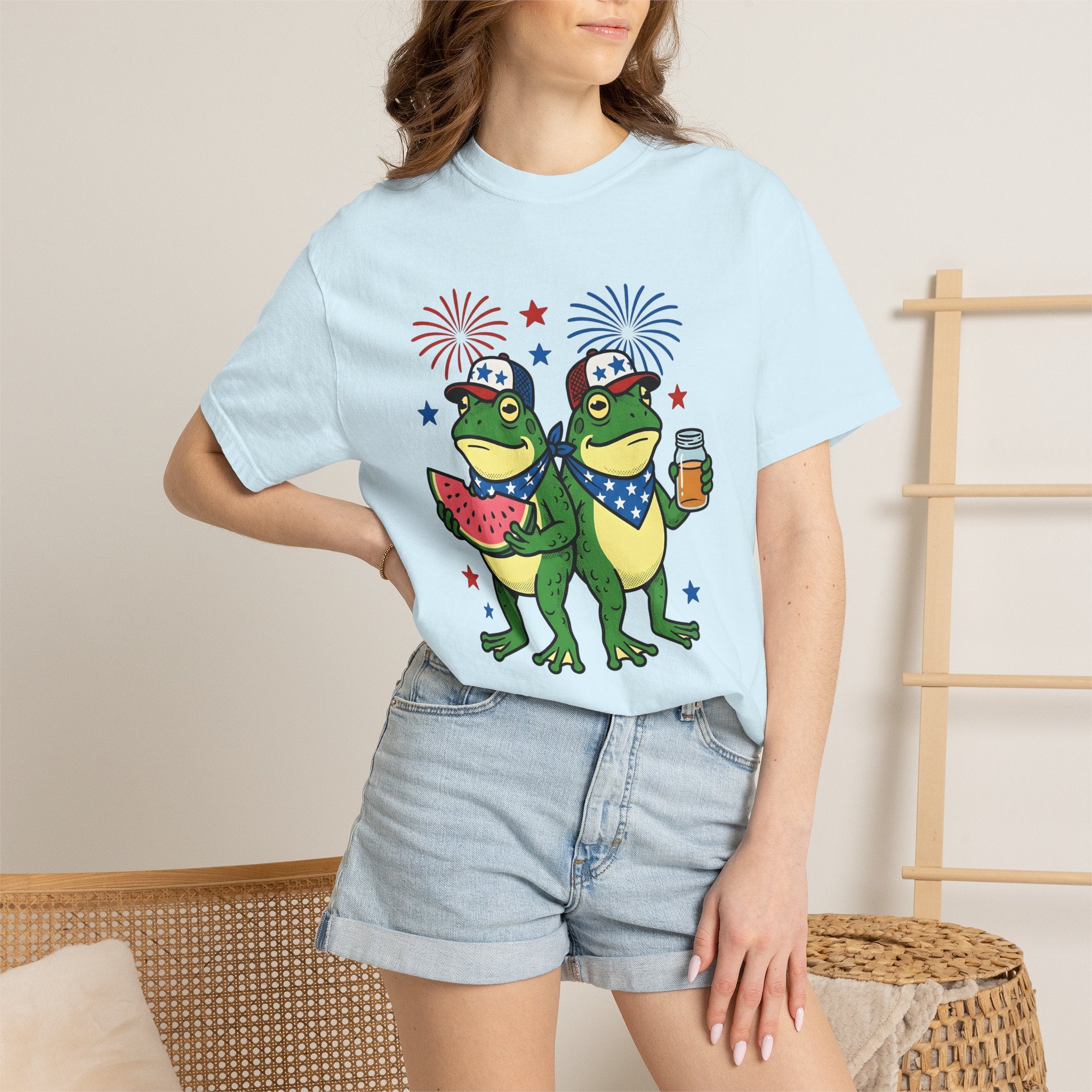 Two Frogs Shirt America 4Th Of July Holiday Gift Women Illustration Tee Toad T-Shirt Patriotic Fan Artistic Tshirt Celebration Graphic
