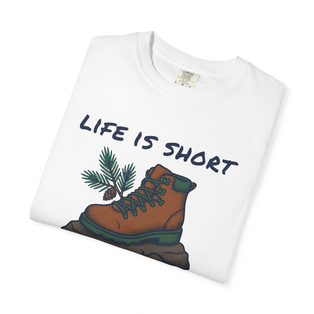 Hiking Boot Shirt Hiking Adventure Gift Women Vintage Tee Trekking Boot T-Shirt Trail Runner Enthusiast Distressed Tshirt Exploration